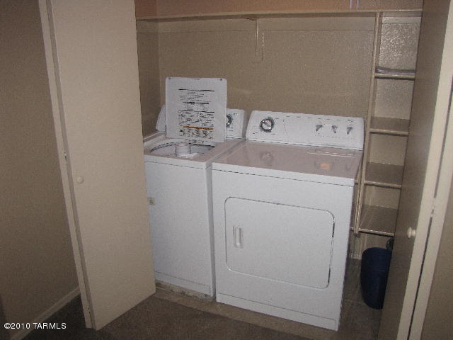 Mountain View Condos. (1-76) - Residential Lease