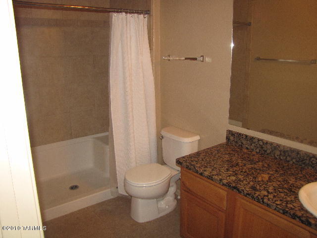 Mountain View Condos. (1-76) - Residential Lease