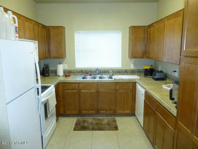 Pinnacle Canyon Condominium - Residential Lease