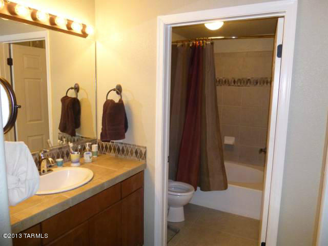 Pinnacle Canyon Condominium - Residential Lease