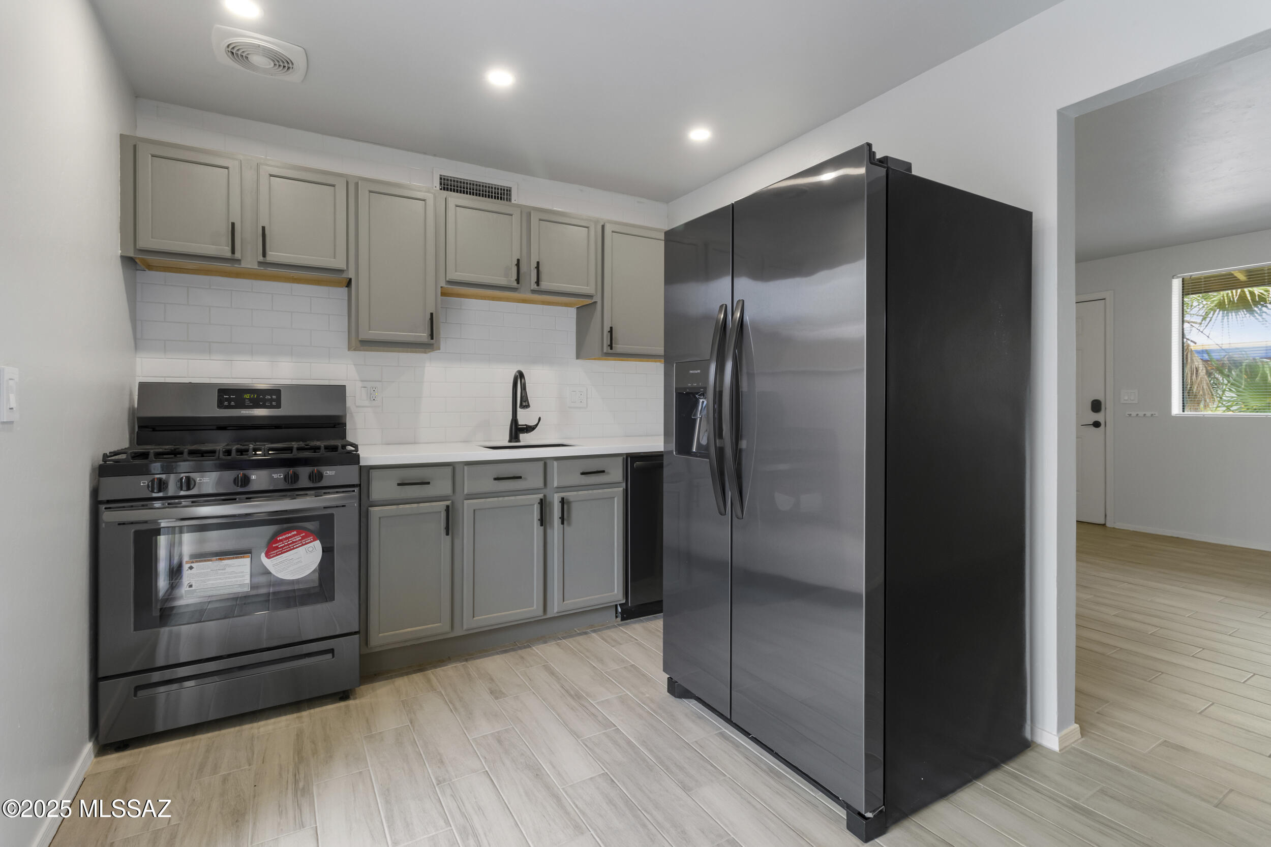 350 N Silverbell Road # 174