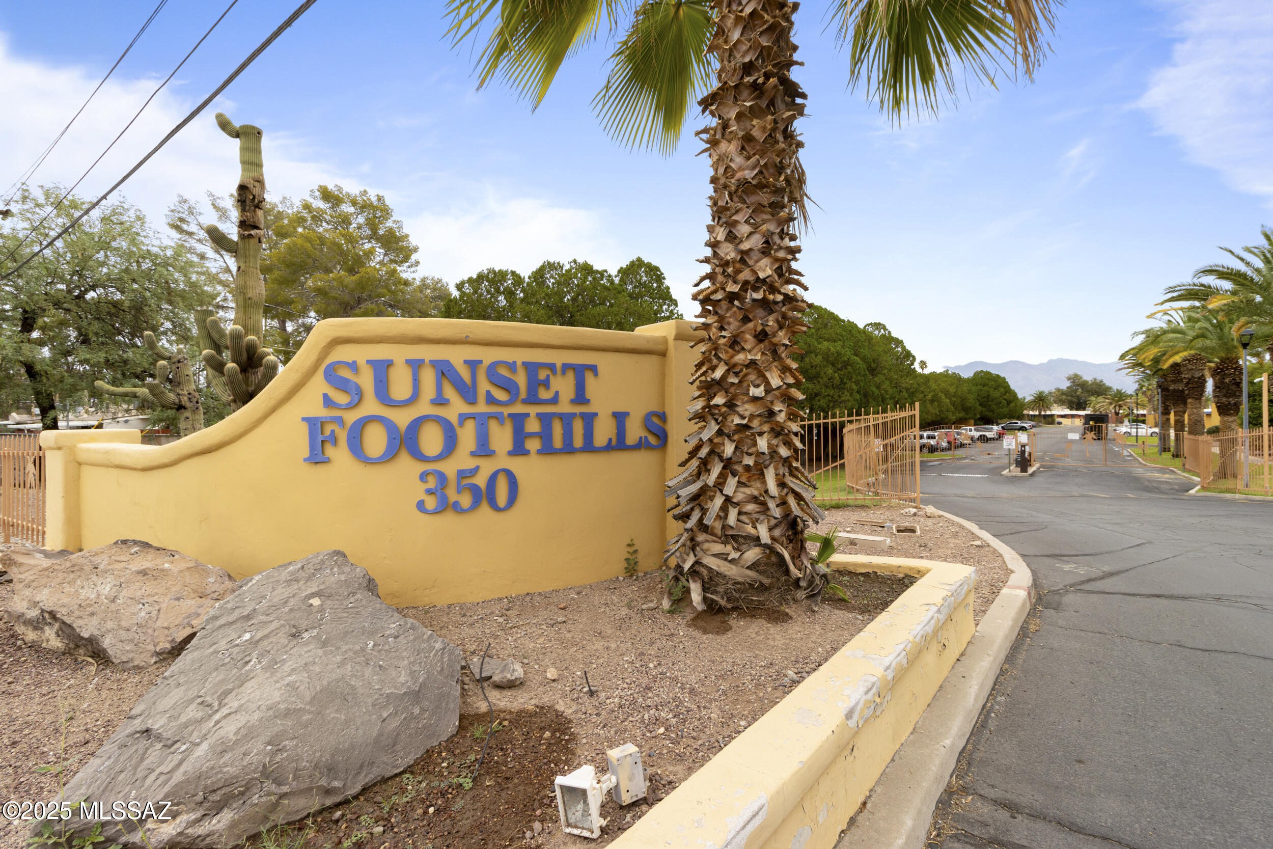 350 N Silverbell Road # 174