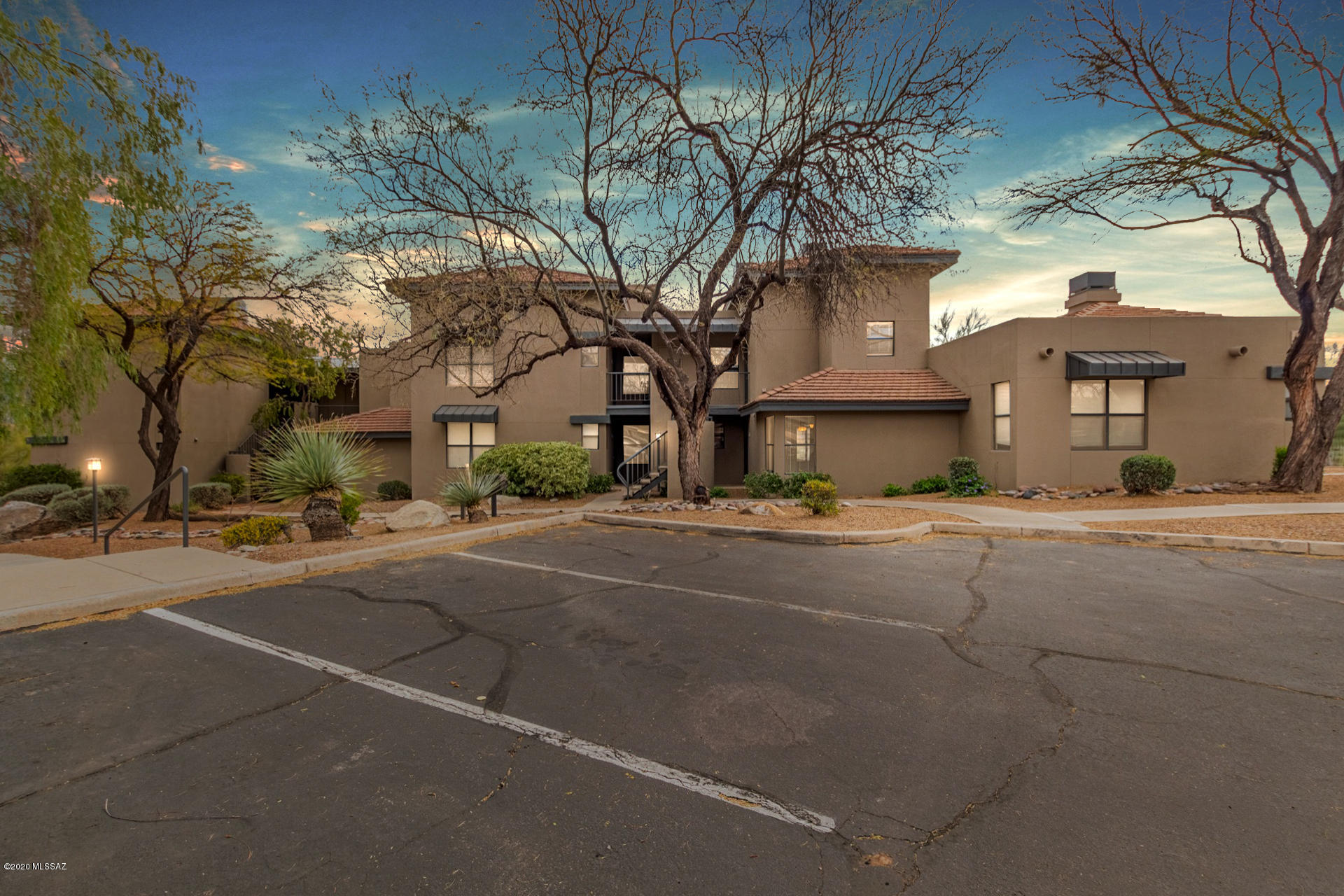 Greens at Ventana Canyon - Residential