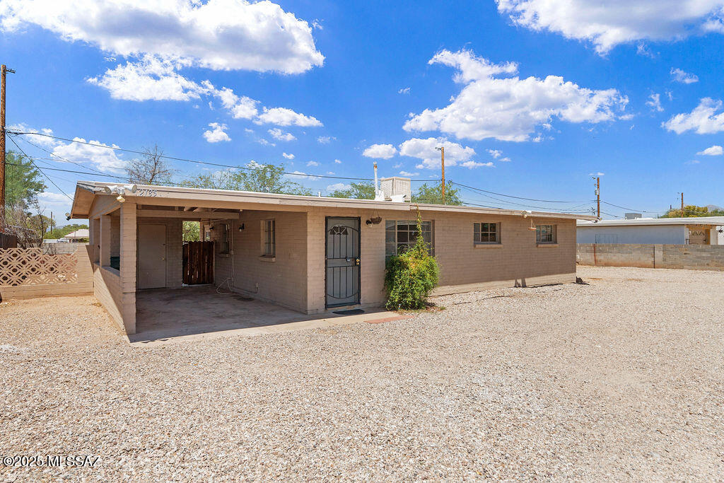 2135 N Columbus Boulevard