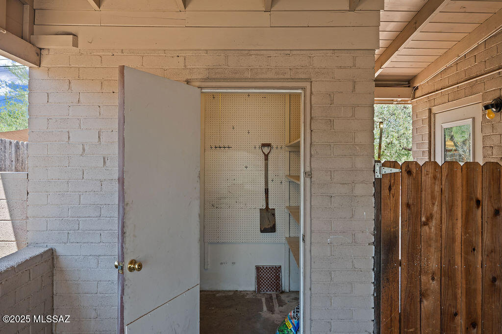 2135 N Columbus Boulevard