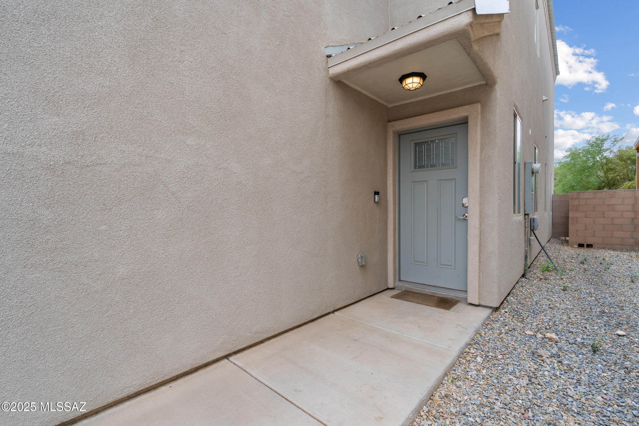 156 E Stone Court