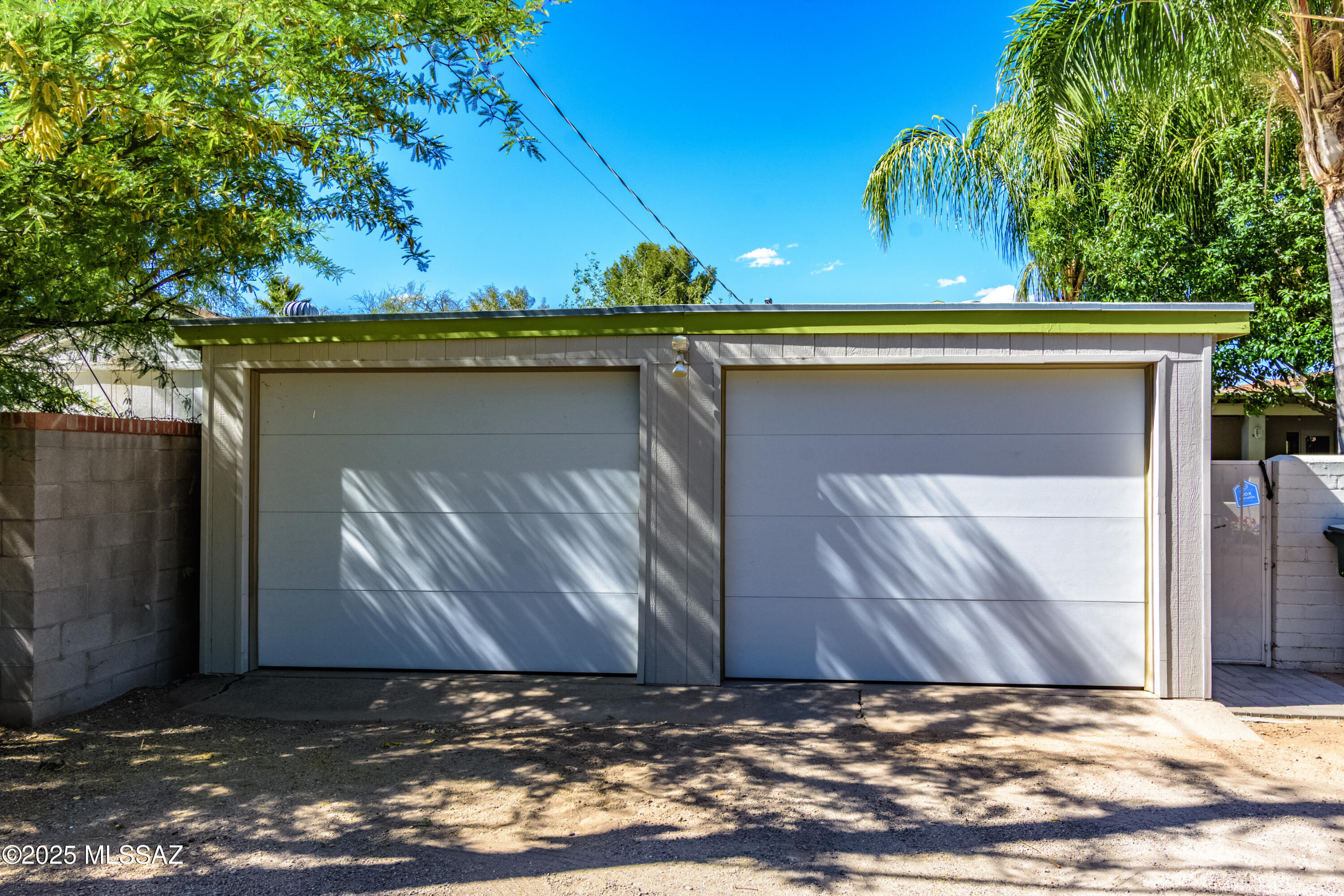 Country Club Heights - Residential