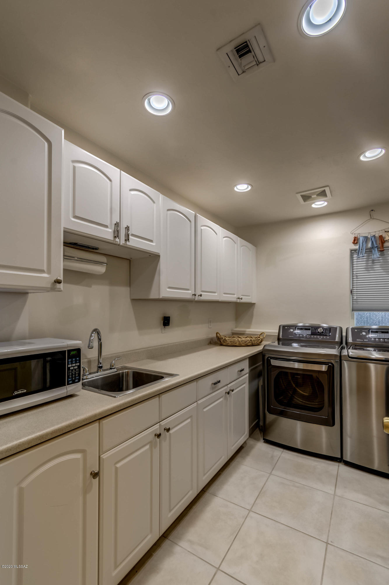Country Club Heights - Residential