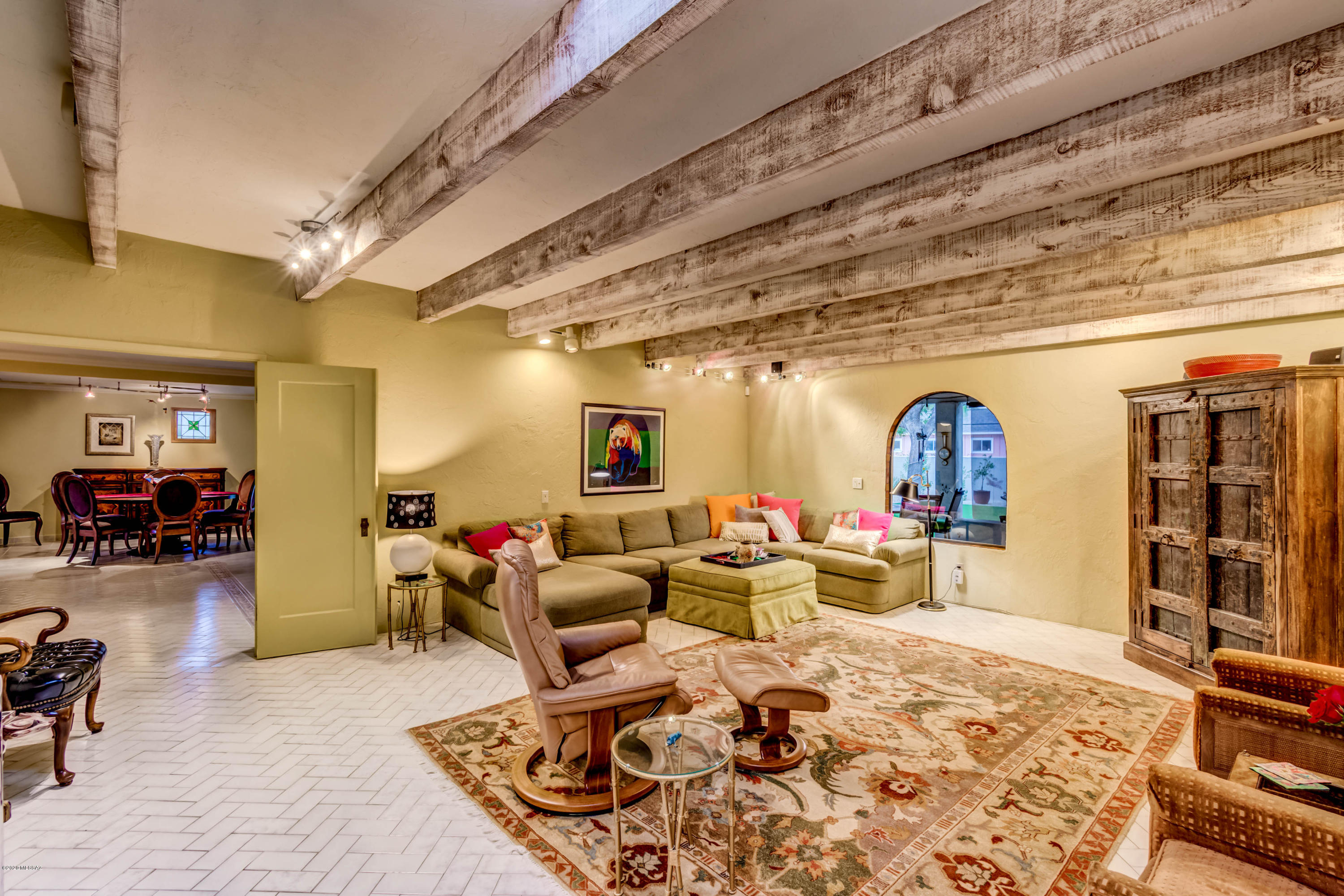 Country Club Heights - Residential