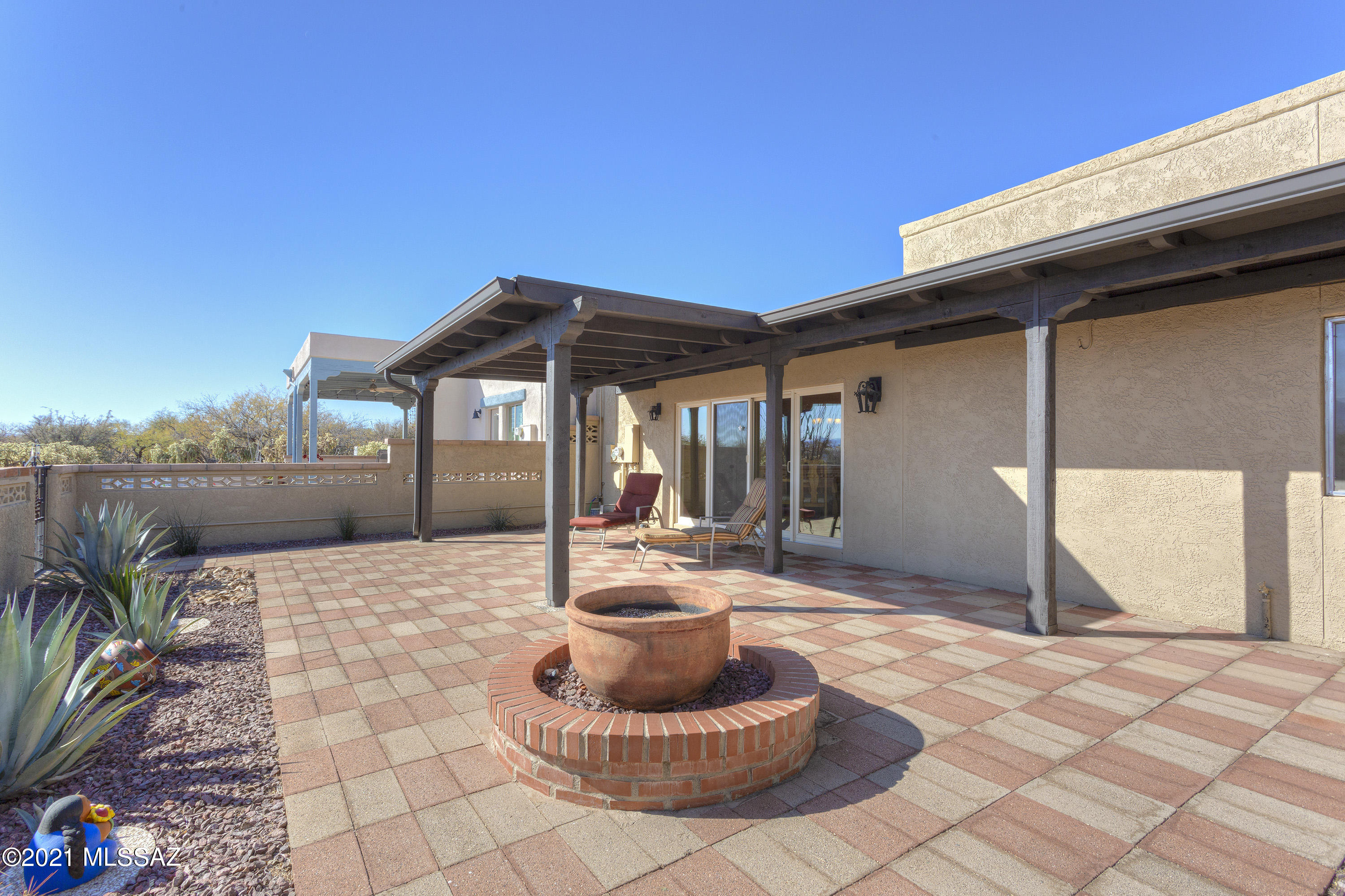 Green Valley Townhouses 4 - Residential