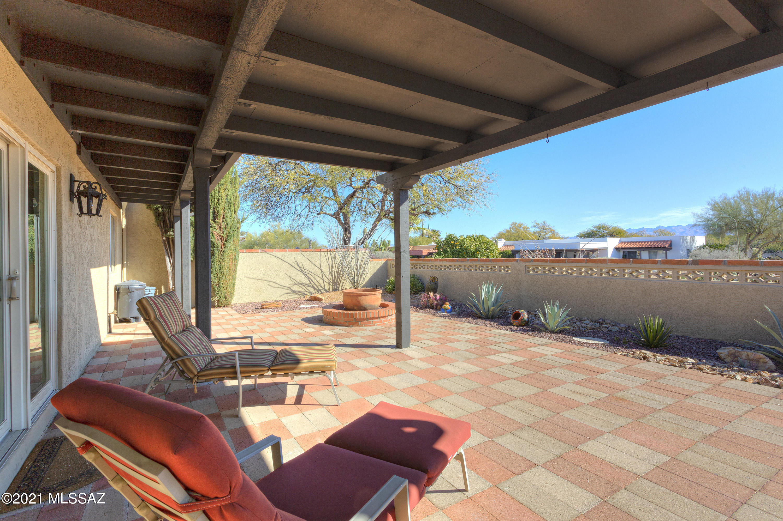 Green Valley Townhouses 4 - Residential