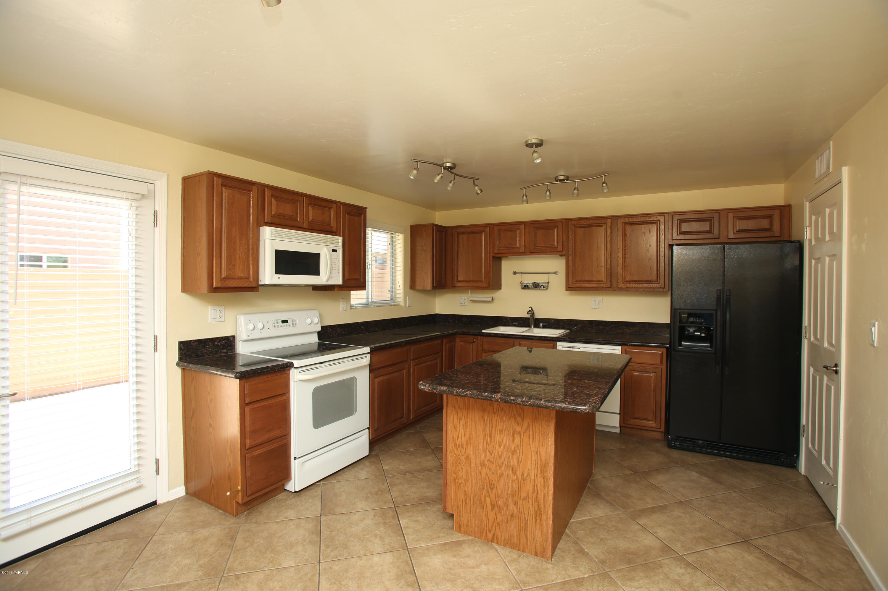 Villa Venice Condos - Residential