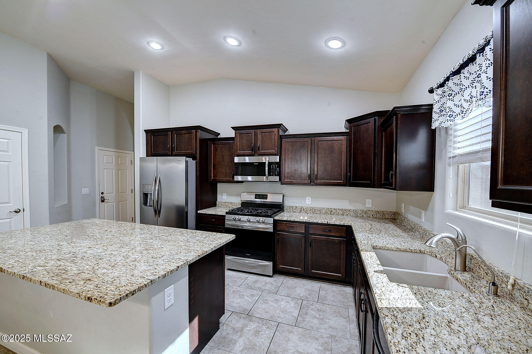 New Tucson Unit NO. 5 (1-312) - Residential