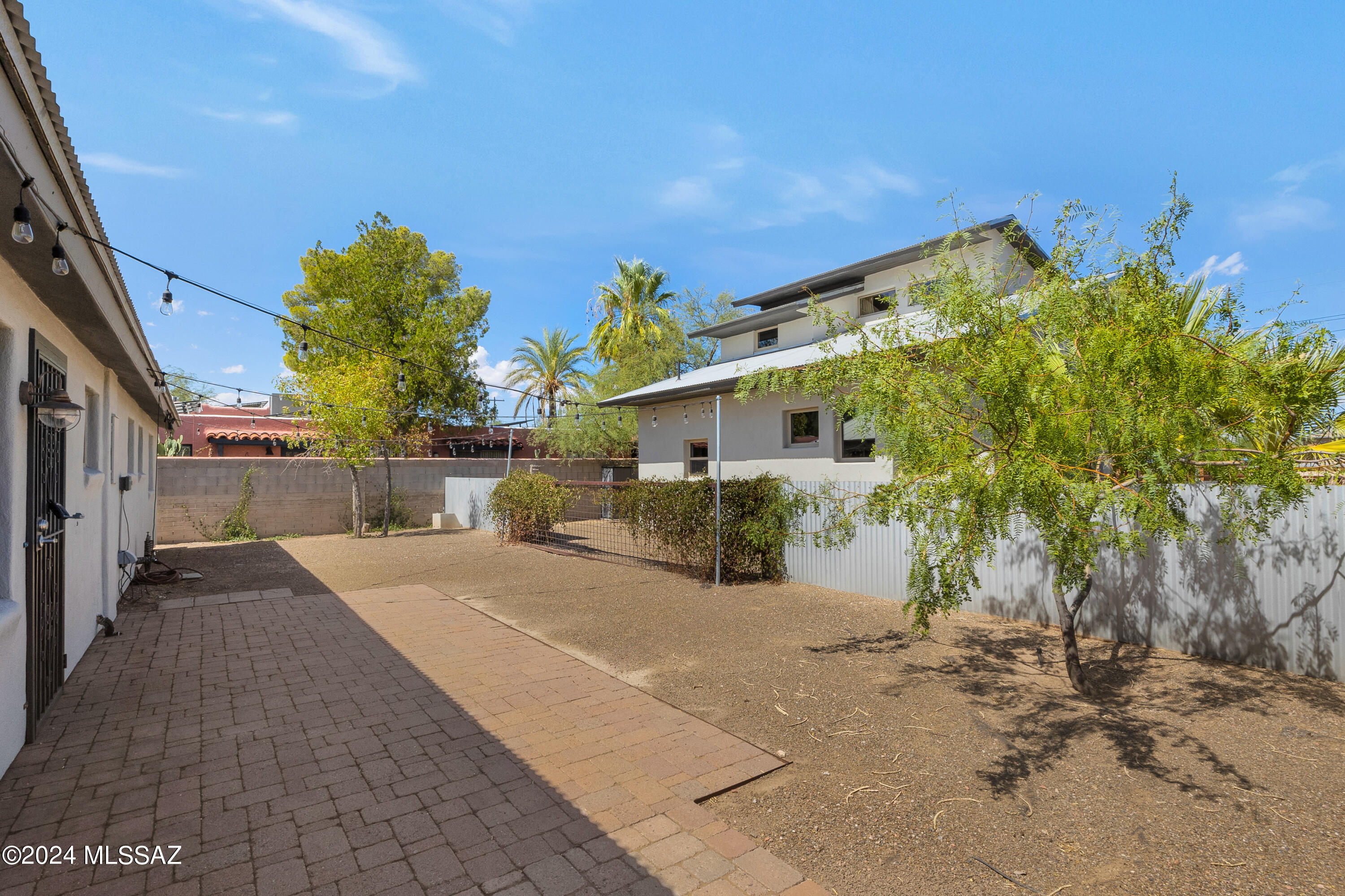 Jefferson Park - Residential Income
