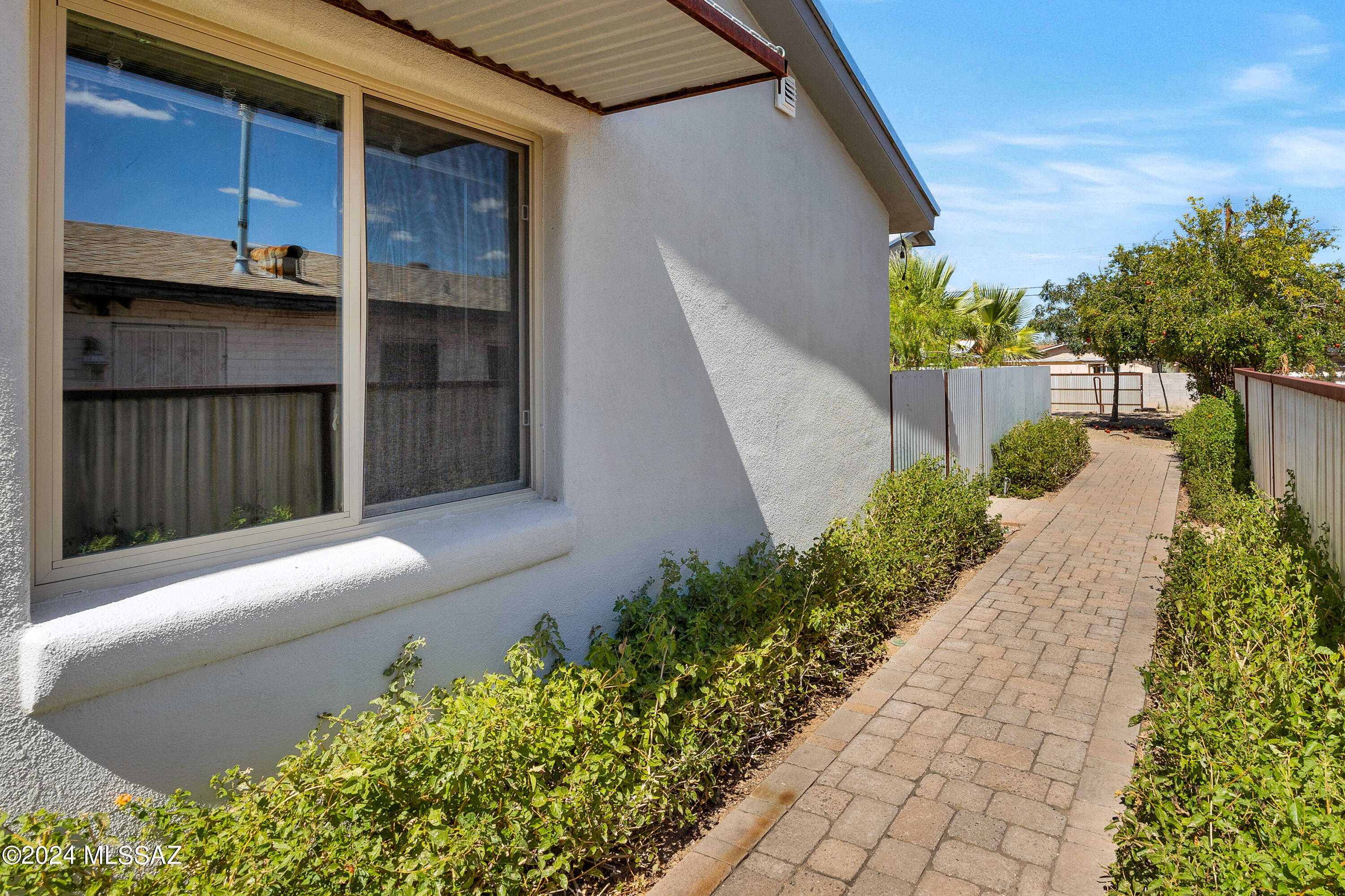 Jefferson Park - Residential Income