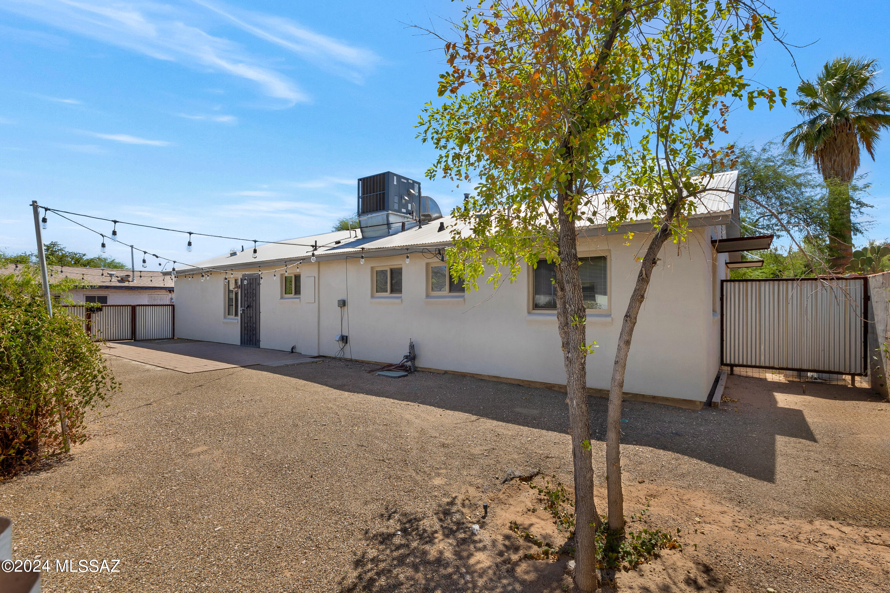 Jefferson Park - Residential Income