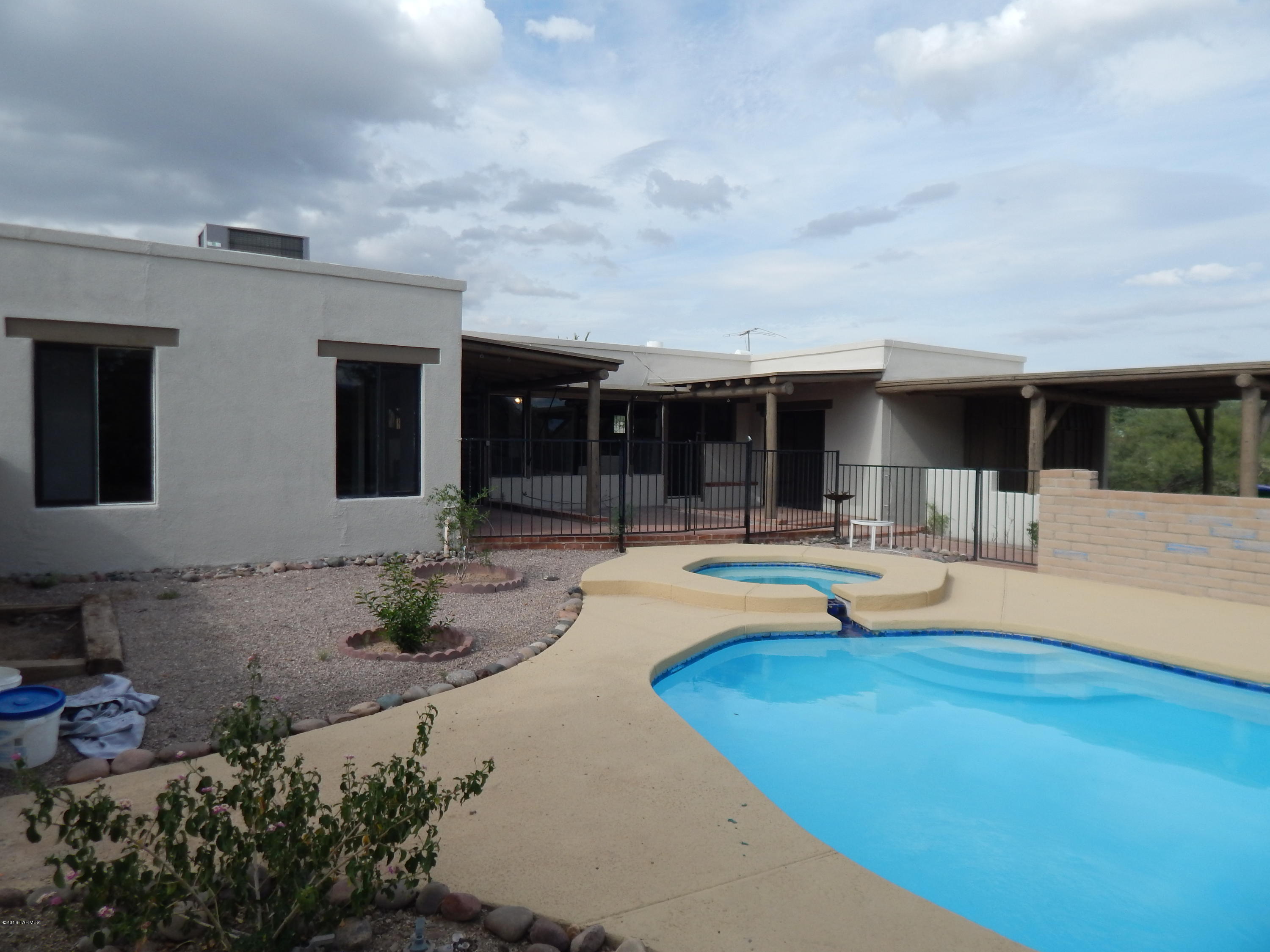 Las Quintas De Santo Tomas - Residential