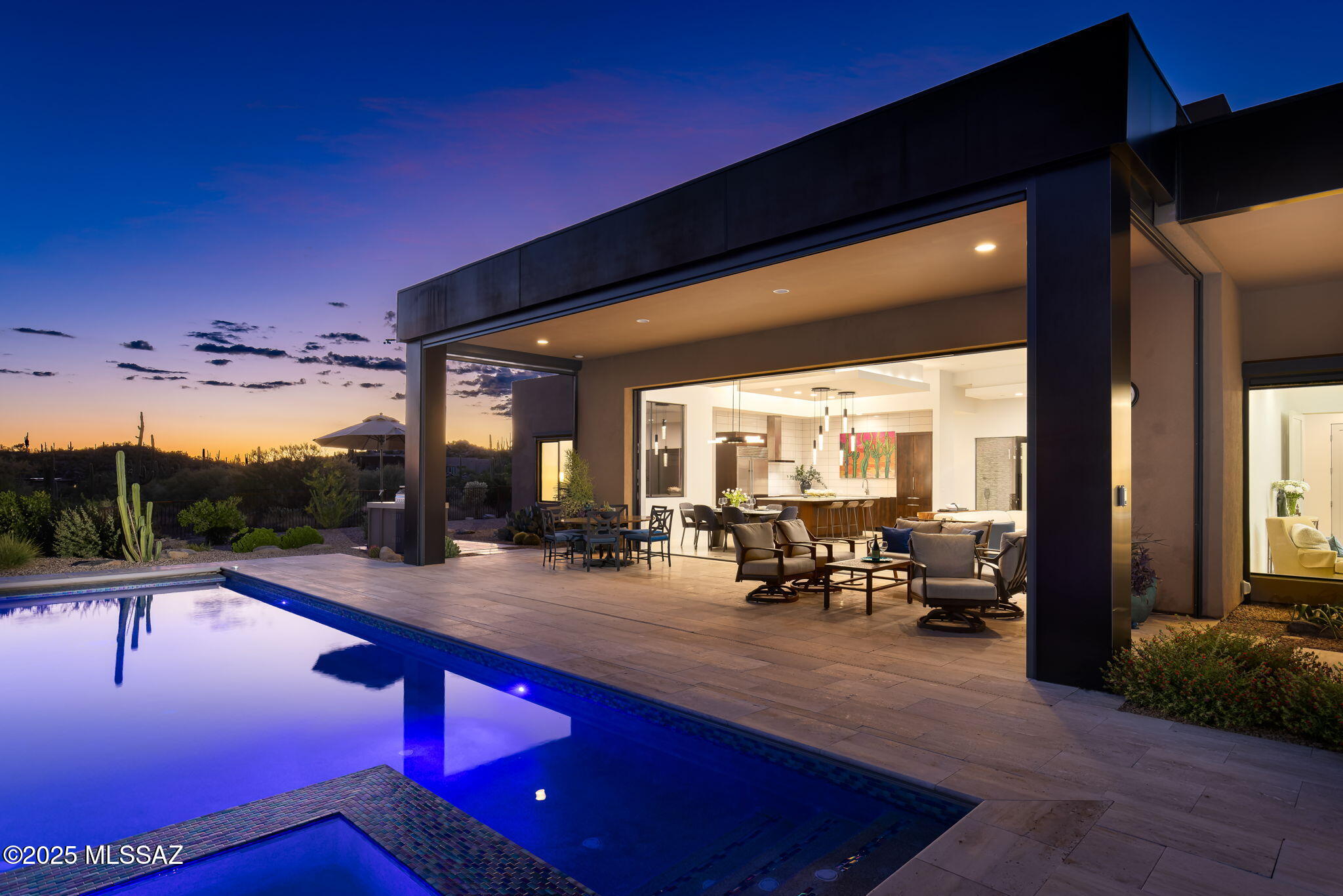 1814 W Tortolita Mountain Circle