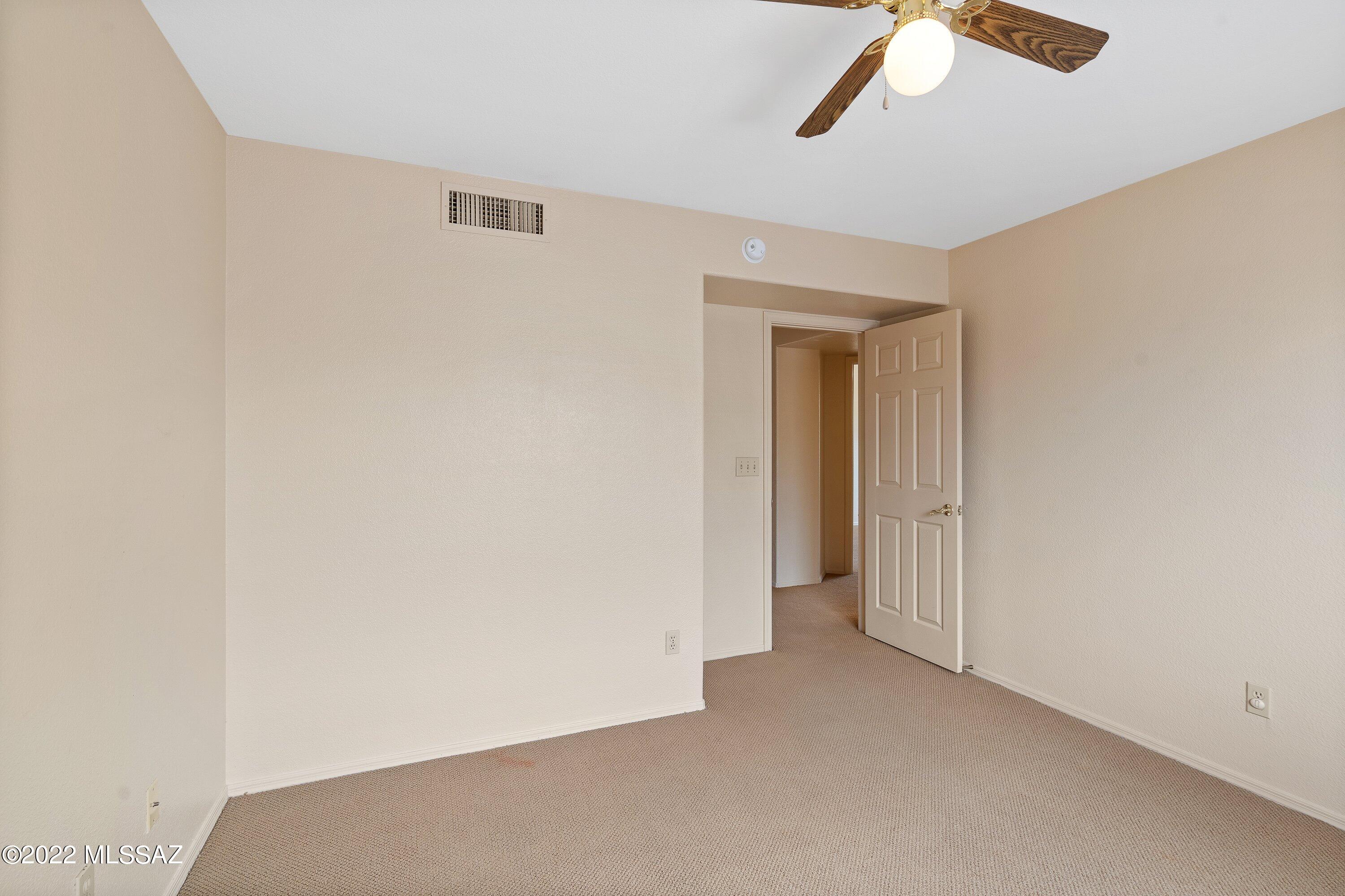Tierra Santa (1-126) - Residential Lease