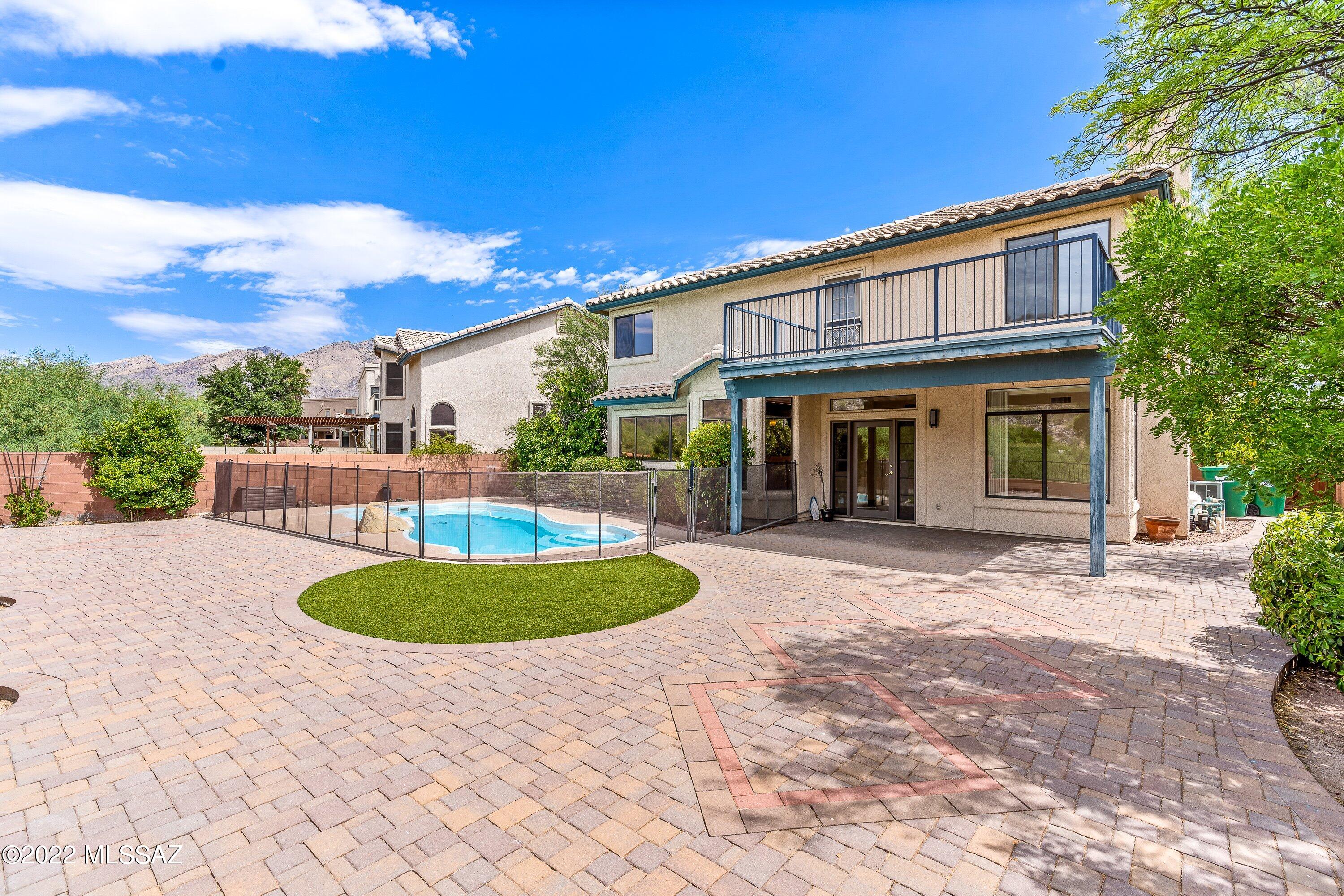 Tierra Santa (1-126) - Residential Lease