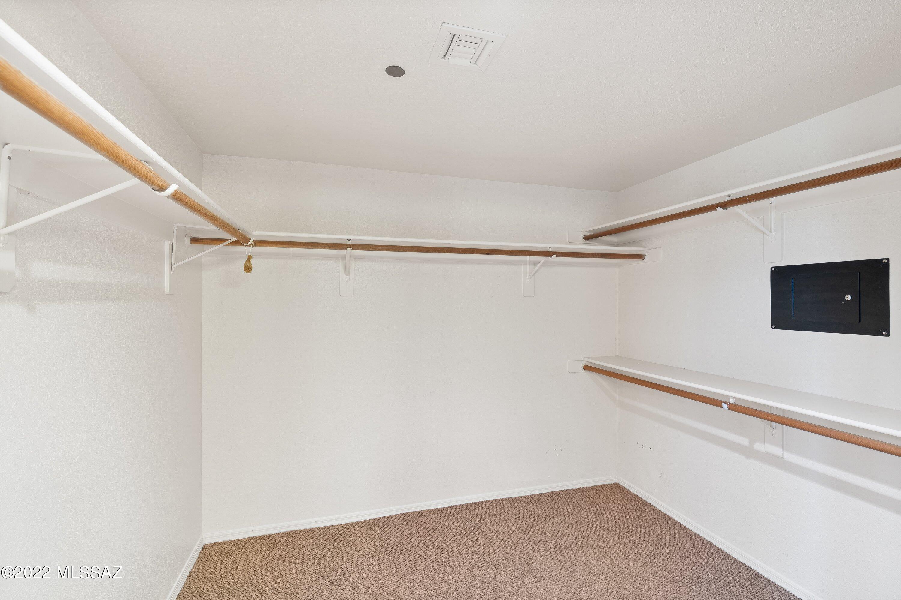 Tierra Santa (1-126) - Residential Lease