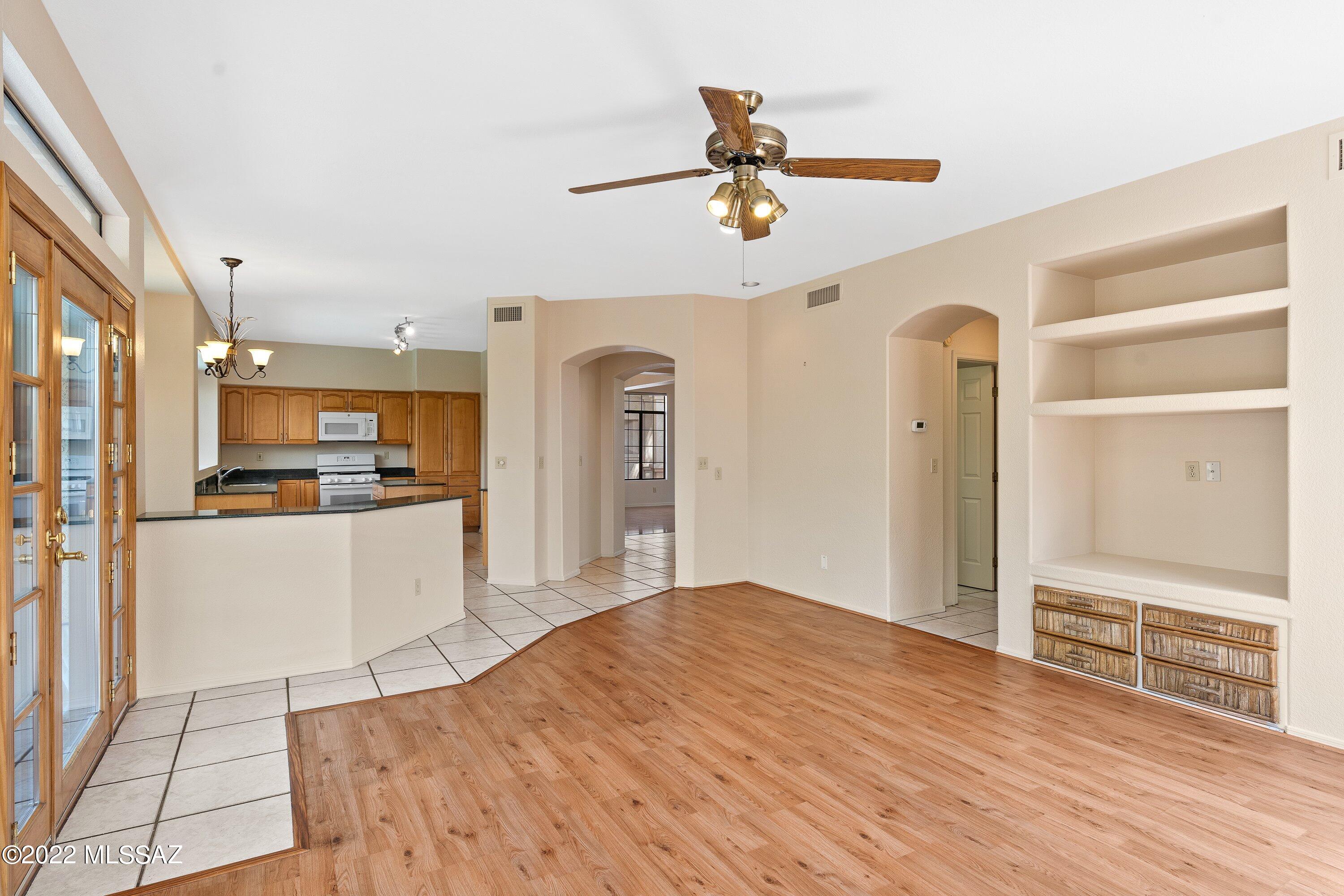 Tierra Santa (1-126) - Residential Lease