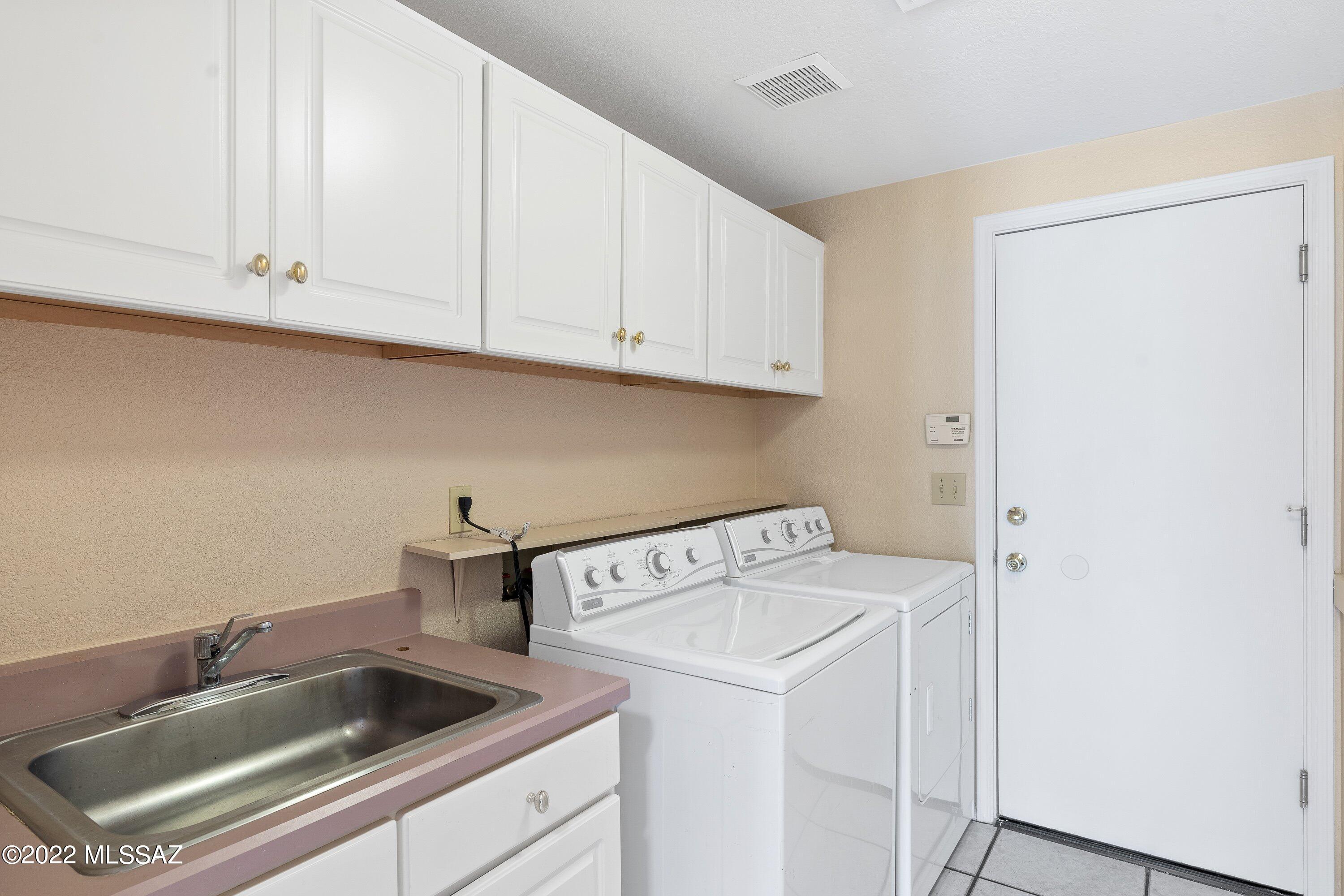 Tierra Santa (1-126) - Residential Lease