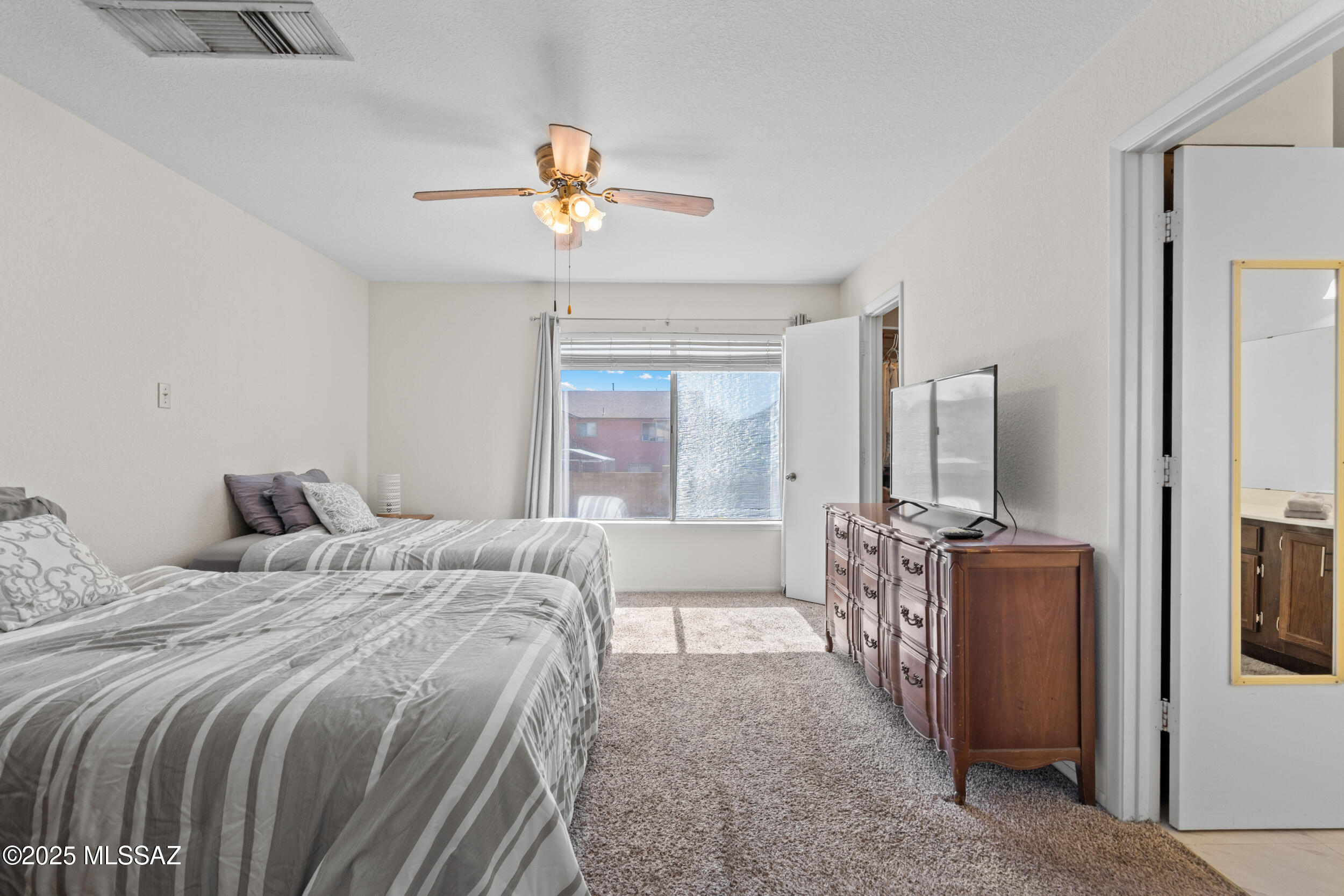Mission West (1-370) - Residential