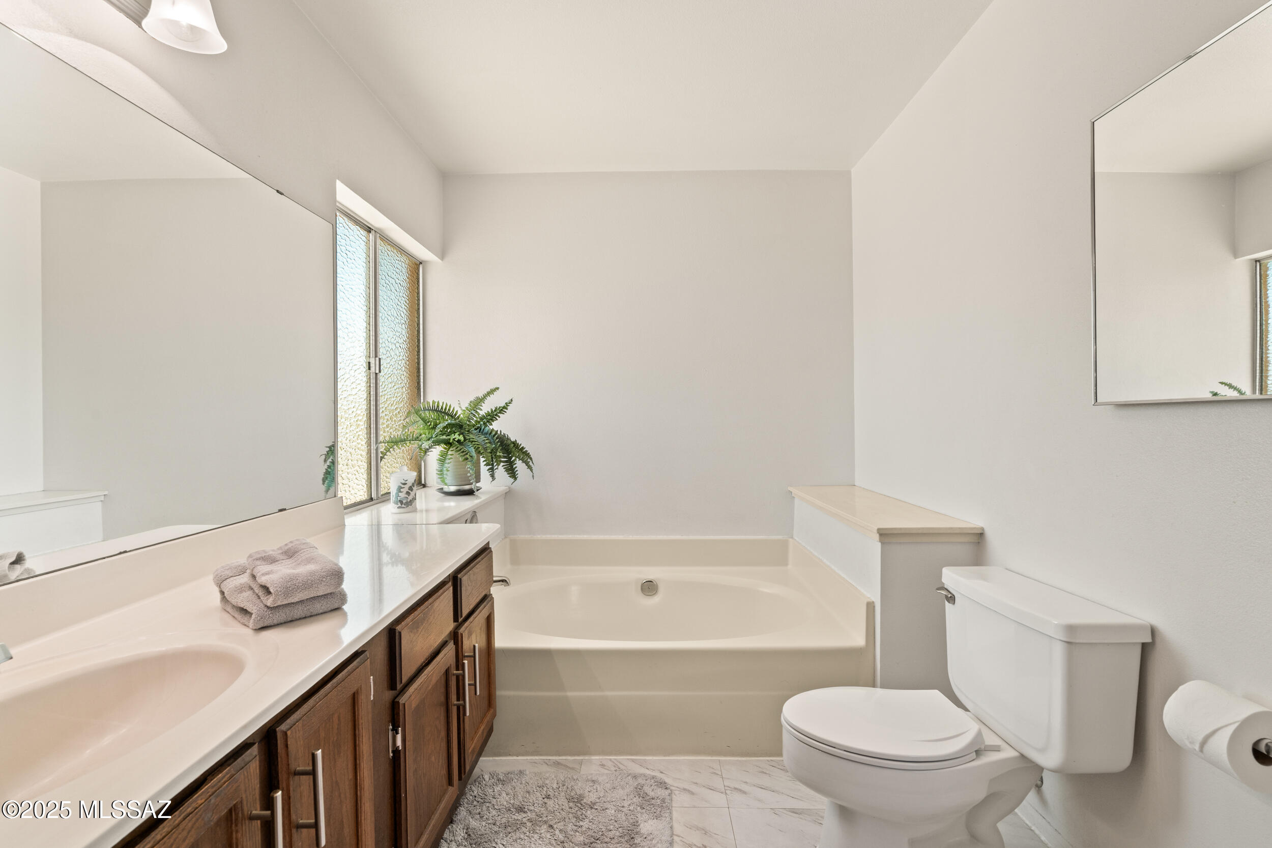 Mission West (1-370) - Residential