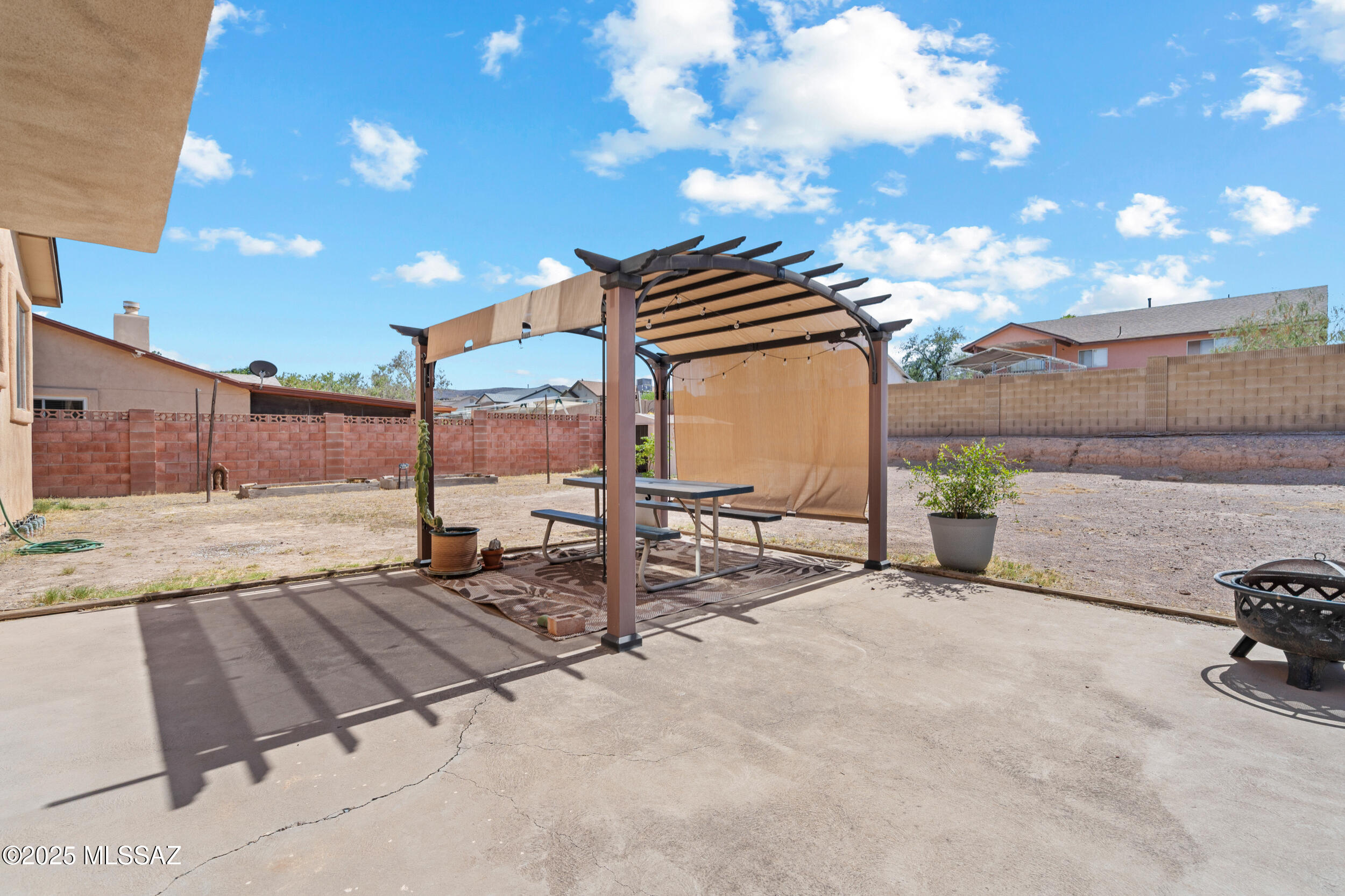 Mission West (1-370) - Residential