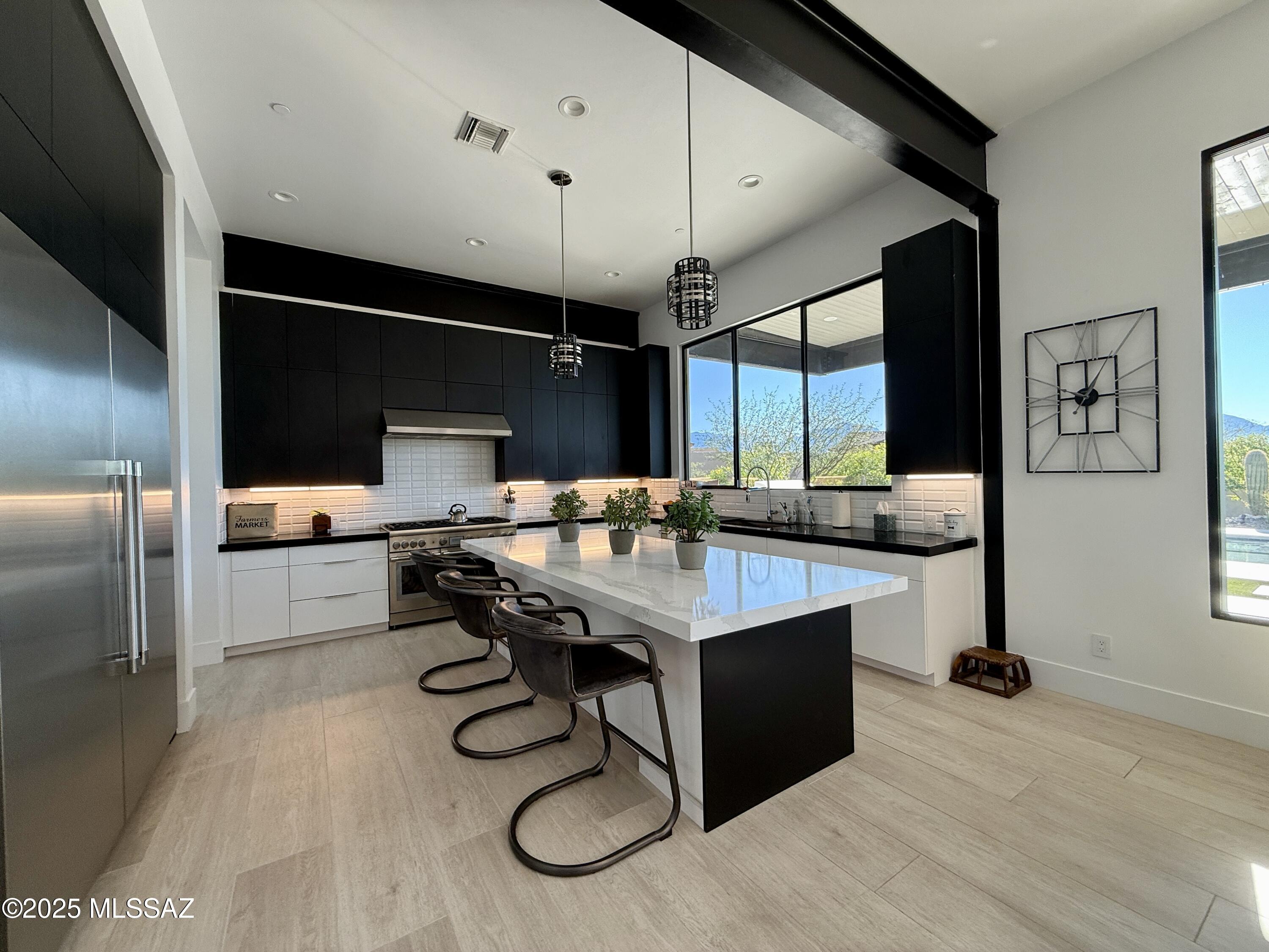 725 W Tortolita Mountain Ci W