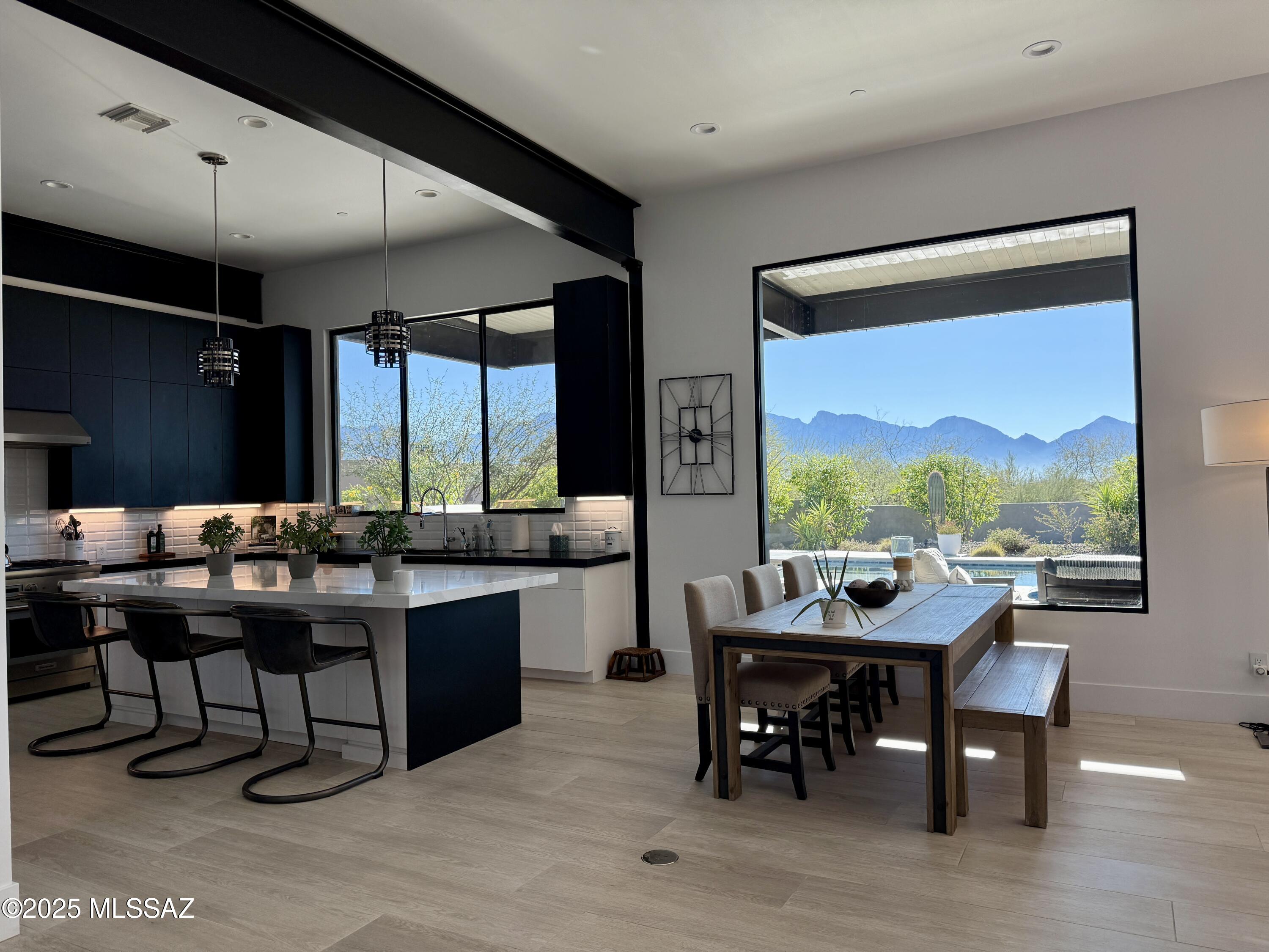 725 W Tortolita Mountain Ci W