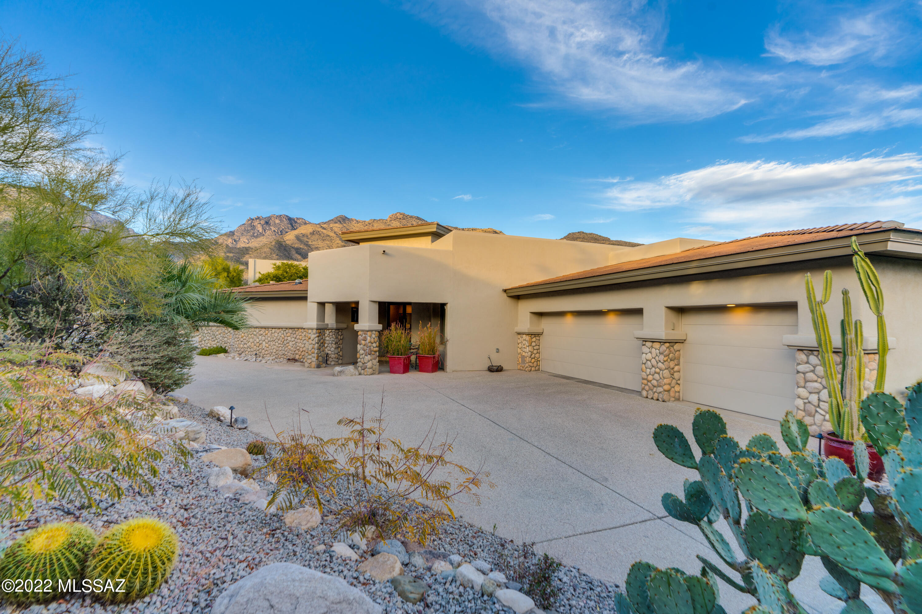 Whaleback Ridge Estates at Ventana Canyon (1-30) - Residential