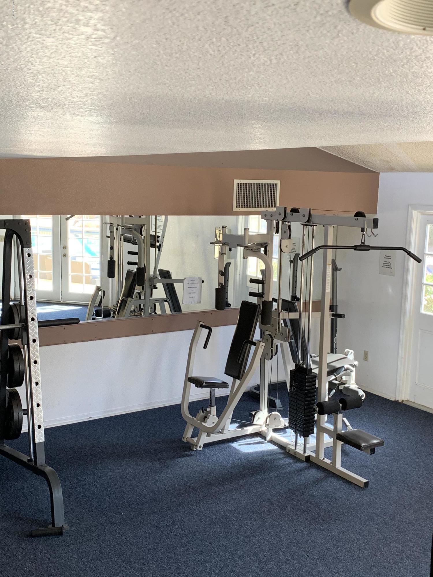 Twelve Hundred River Rd Condos - Residential