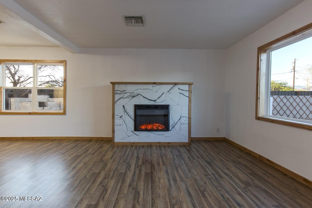 2707 N Nordic Lane