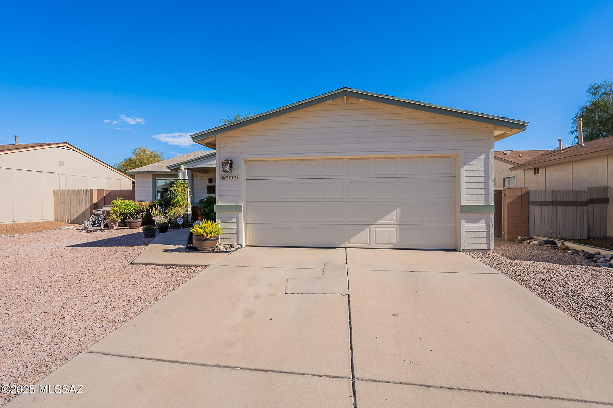 2775 W Sandbrook Lane