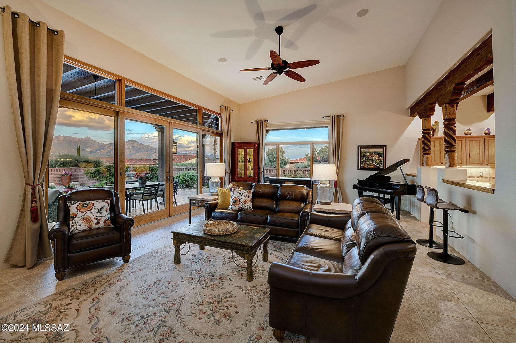 San Ignacio Heights Resub (1,2, 157-165) - Residential