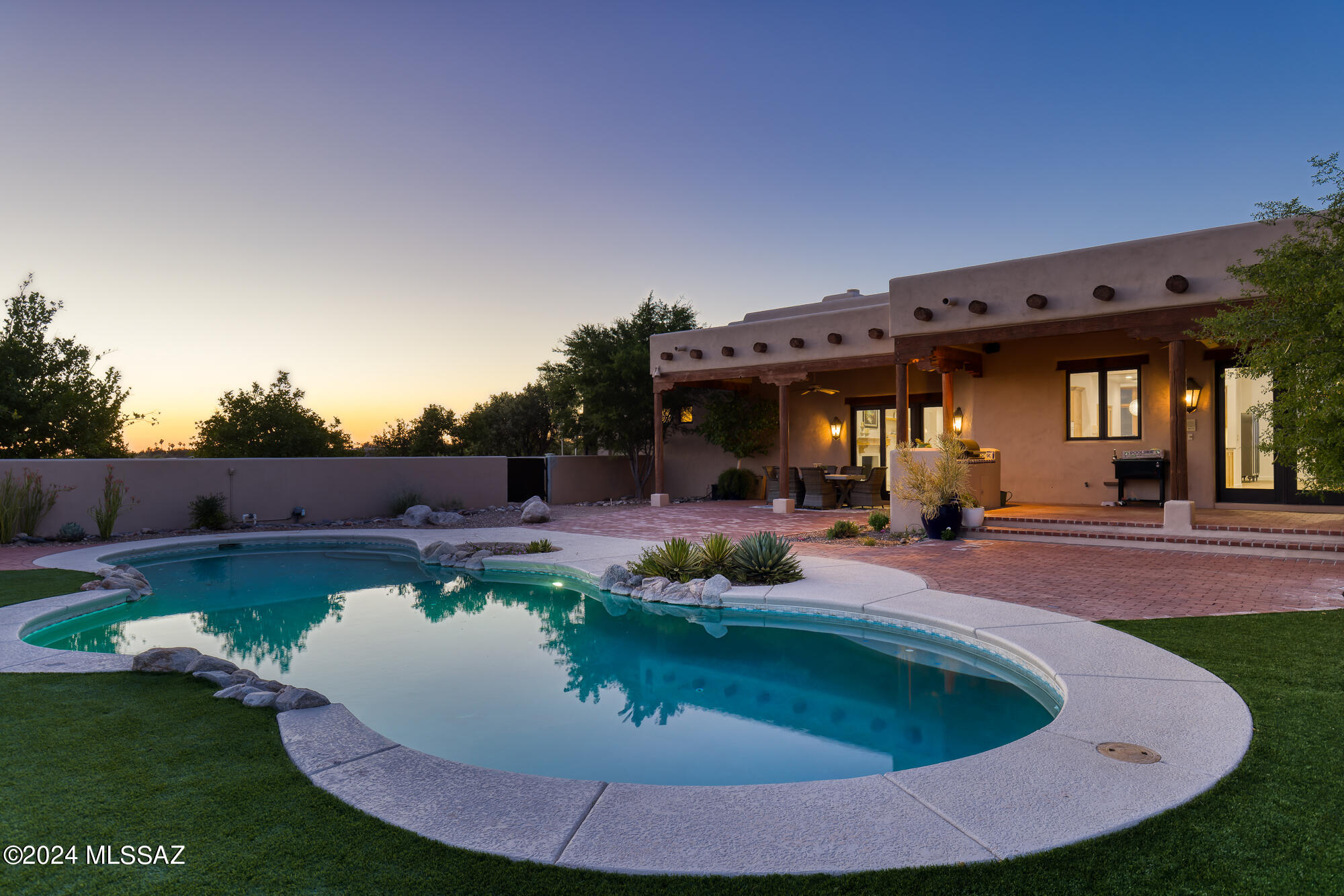 La Puerta On Hacienda Del Sol (1-10) - Residential