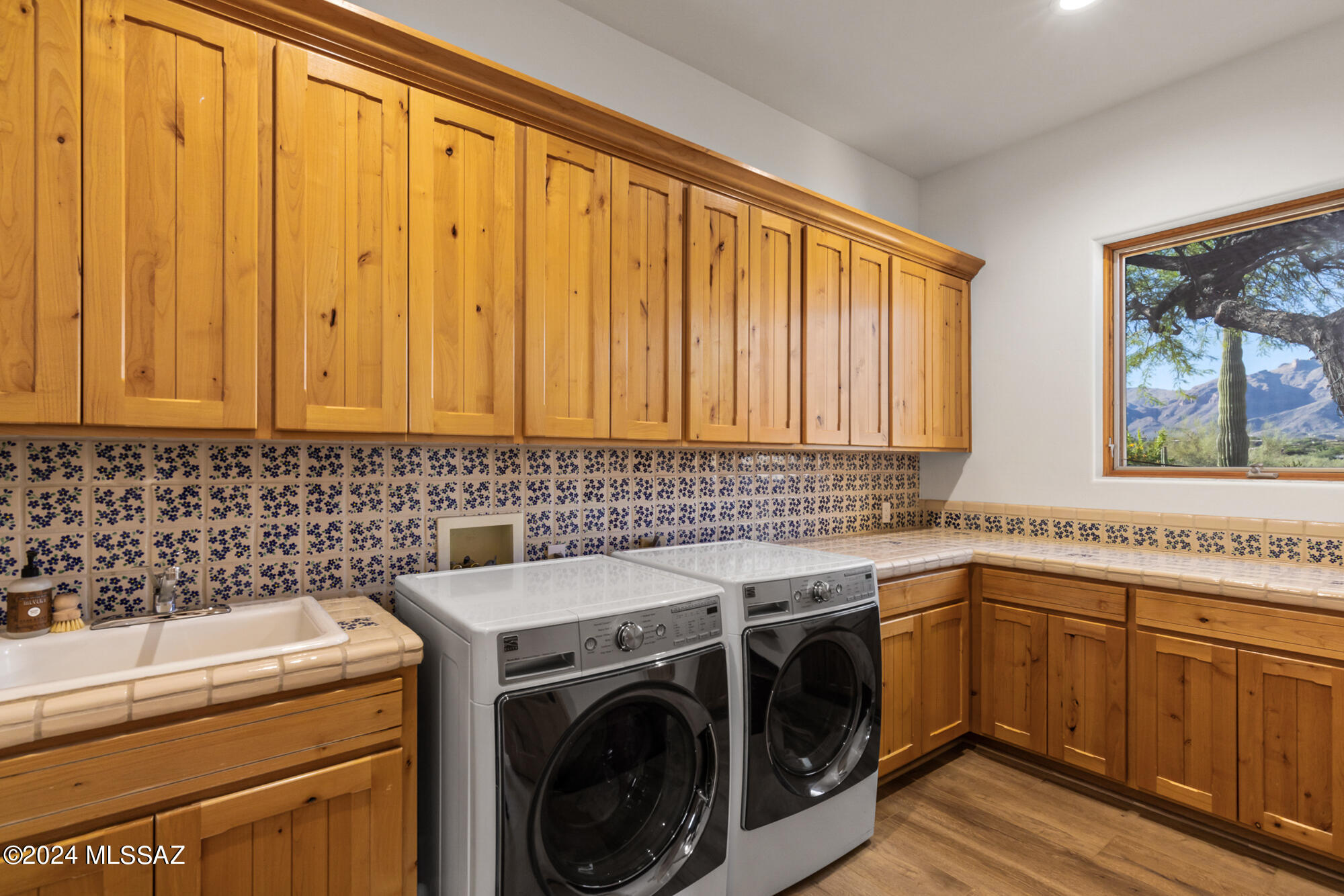 La Puerta On Hacienda Del Sol (1-10) - Residential