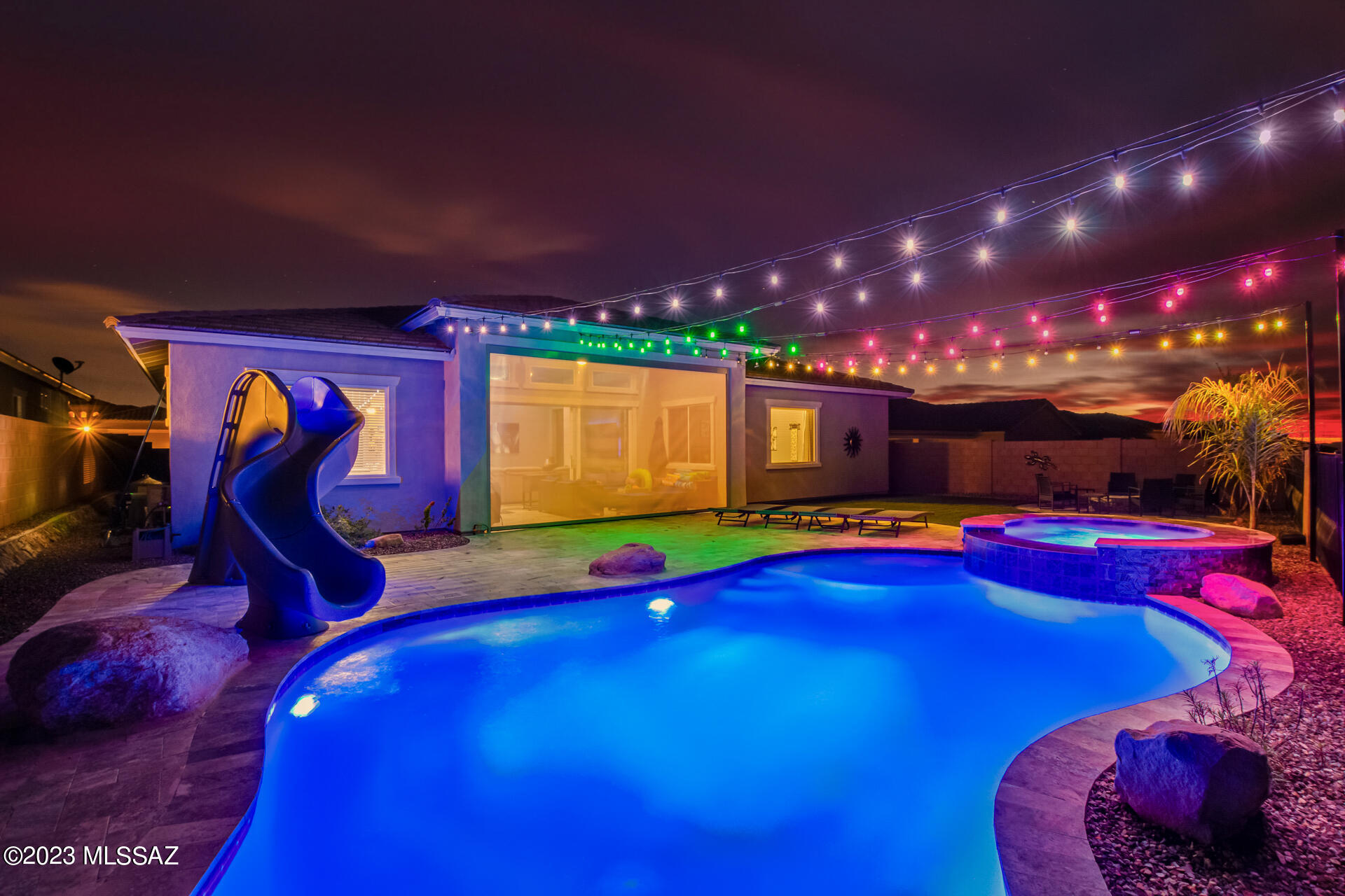 Blue Agave At Dove Mountain - Residential