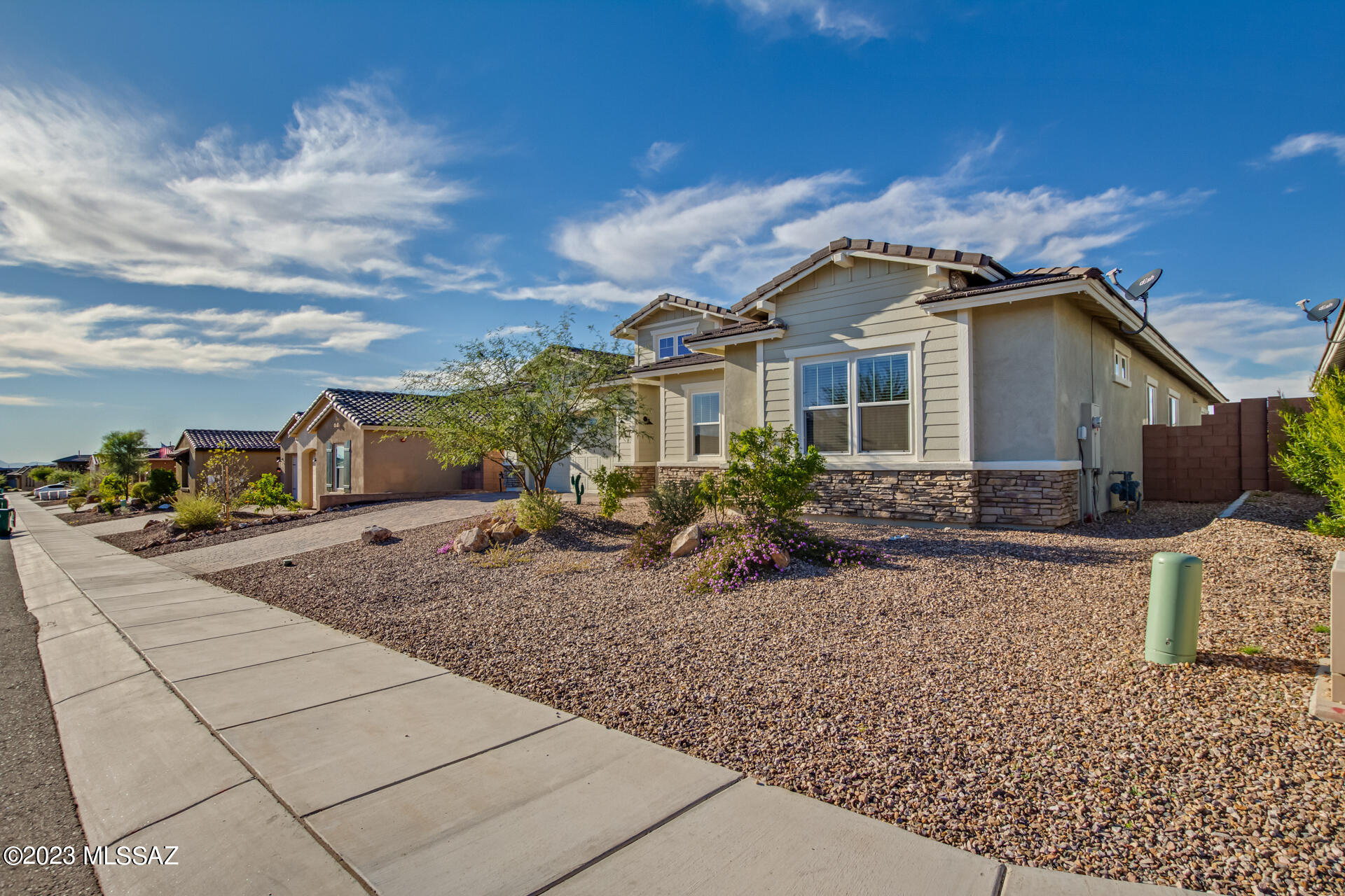 Blue Agave At Dove Mountain - Residential
