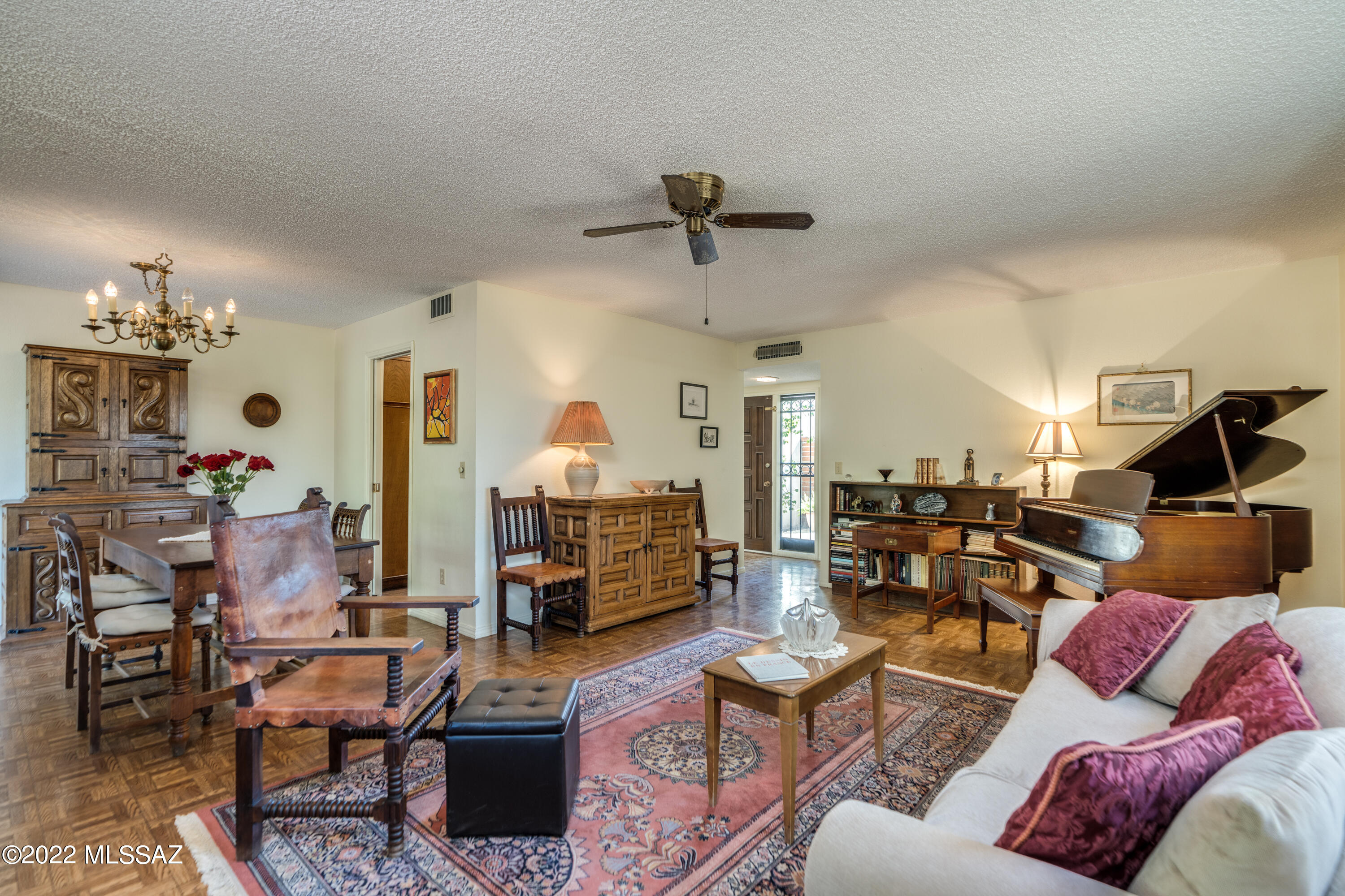 Catalina Pueblo (1-34) - Residential