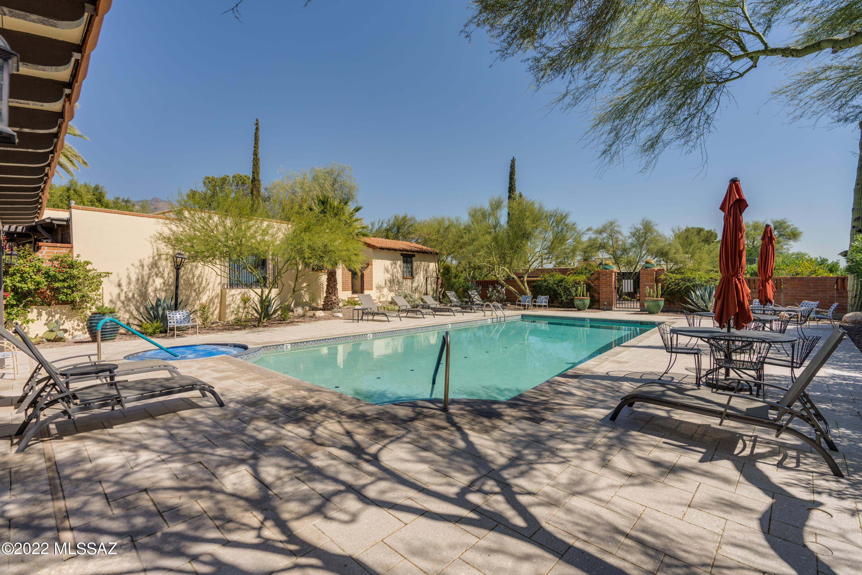 Catalina Pueblo (1-34) - Residential