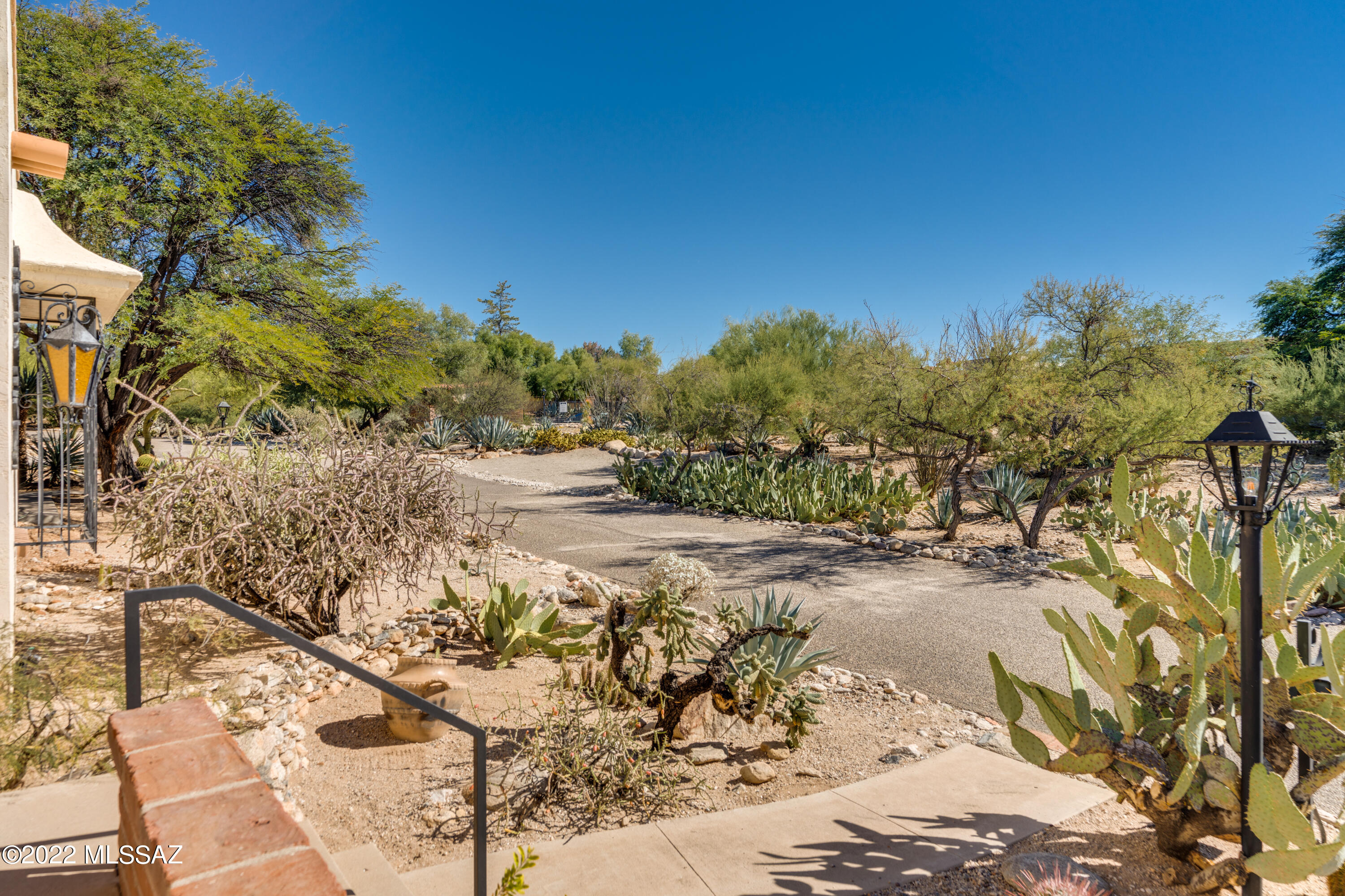 Catalina Pueblo (1-34) - Residential