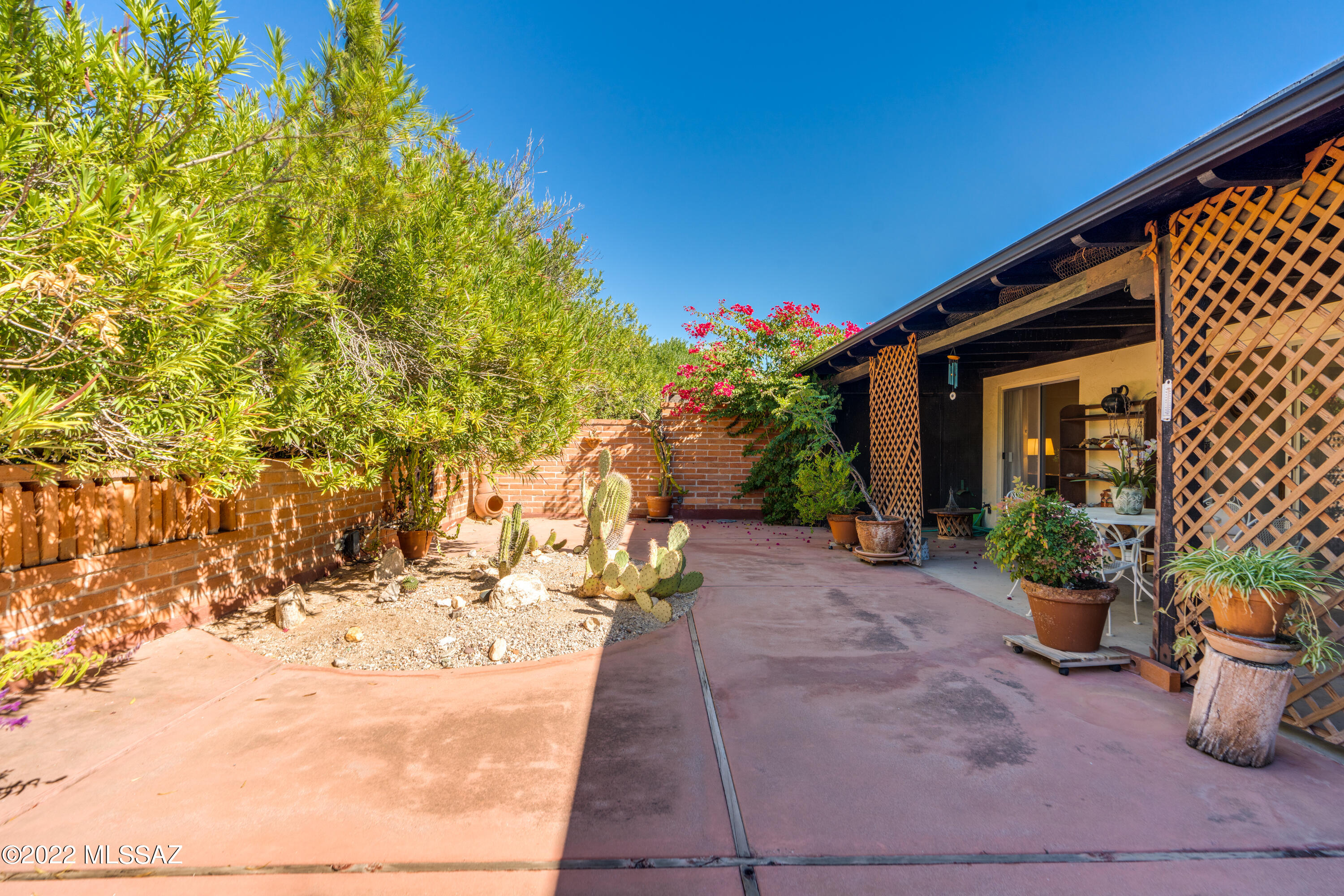 Catalina Pueblo (1-34) - Residential