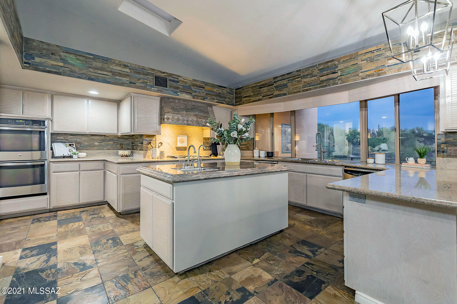 Catalina Foothills Est. NO. 10 (73-90, 119, 121, 123, 127-146) - Residential