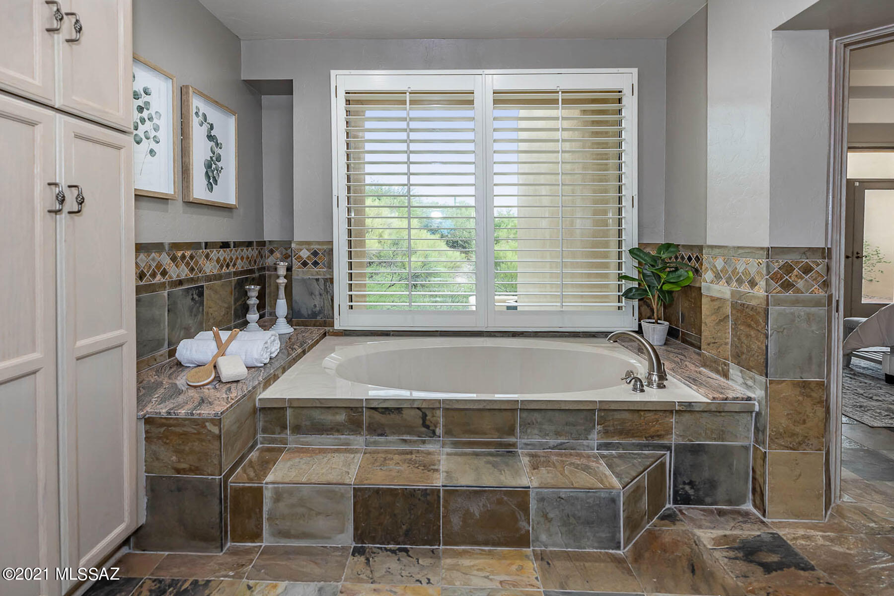 Catalina Foothills Est. NO. 10 (73-90, 119, 121, 123, 127-146) - Residential