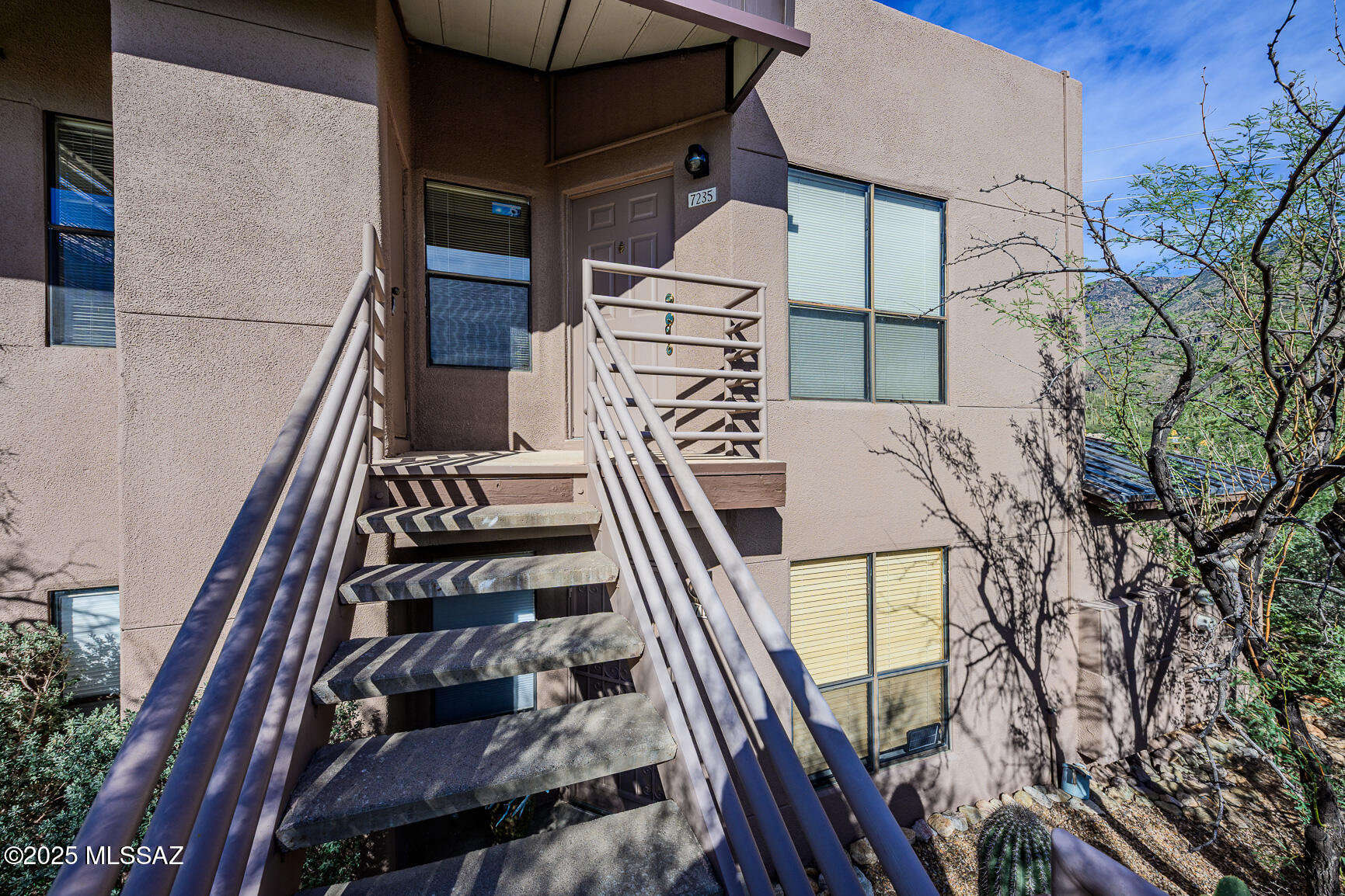 6655 N Canyon Crest Drive 7235