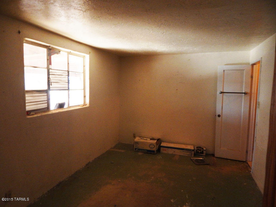 Unsubdivided - Residential