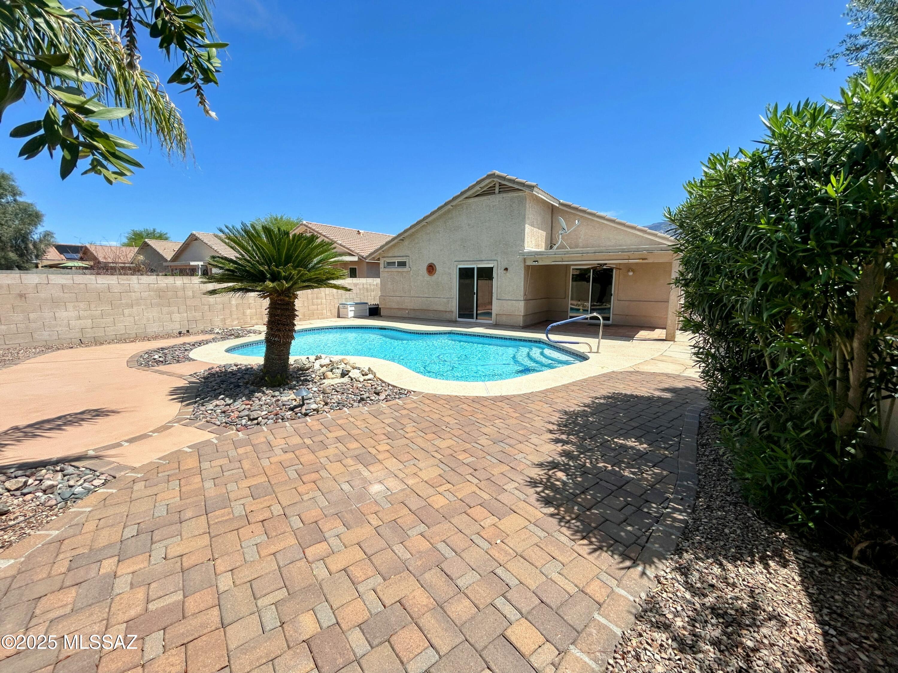 13231 N Mortar Pestle Court